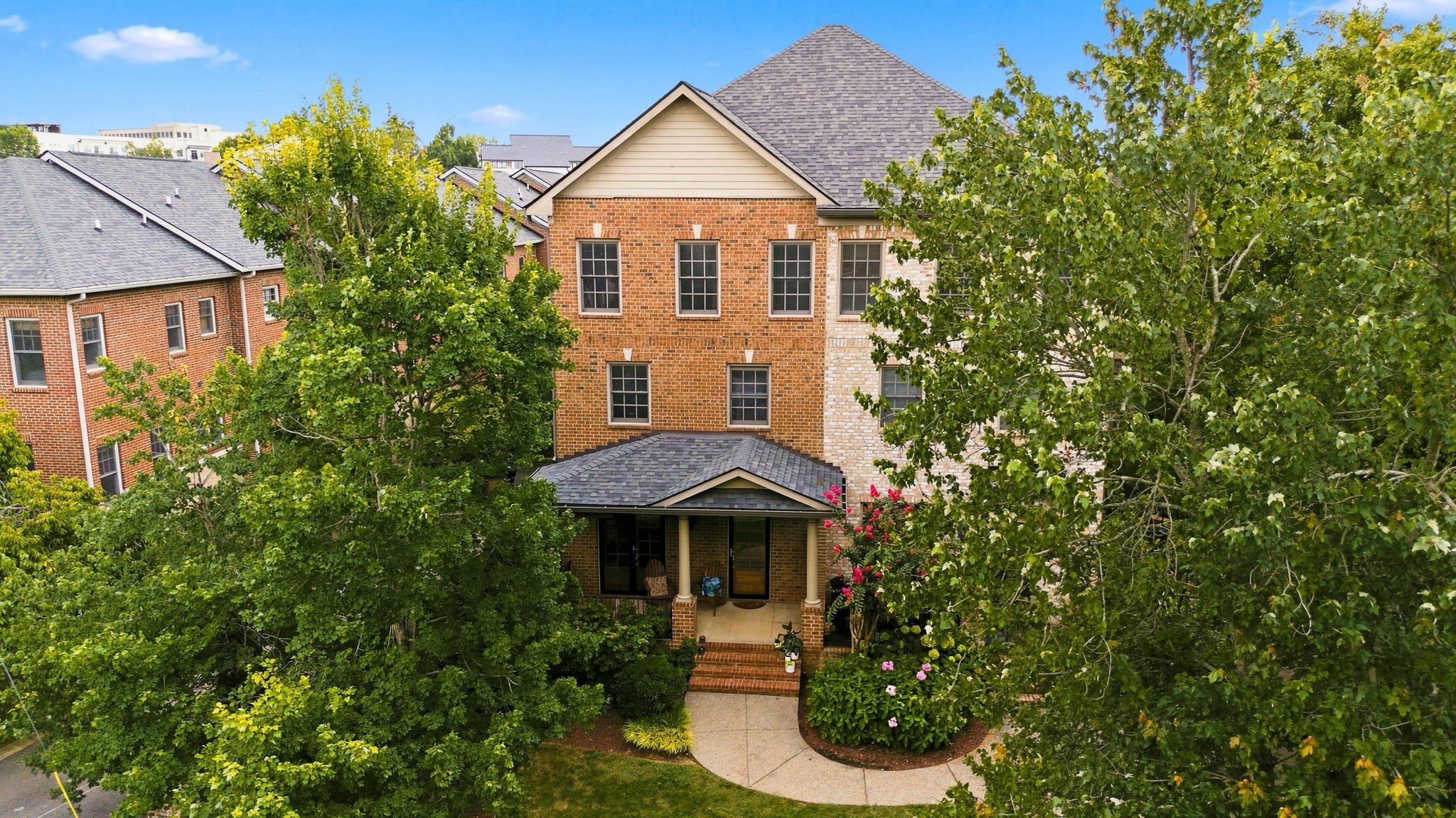 3180 Parthenon Ave Unit: 110