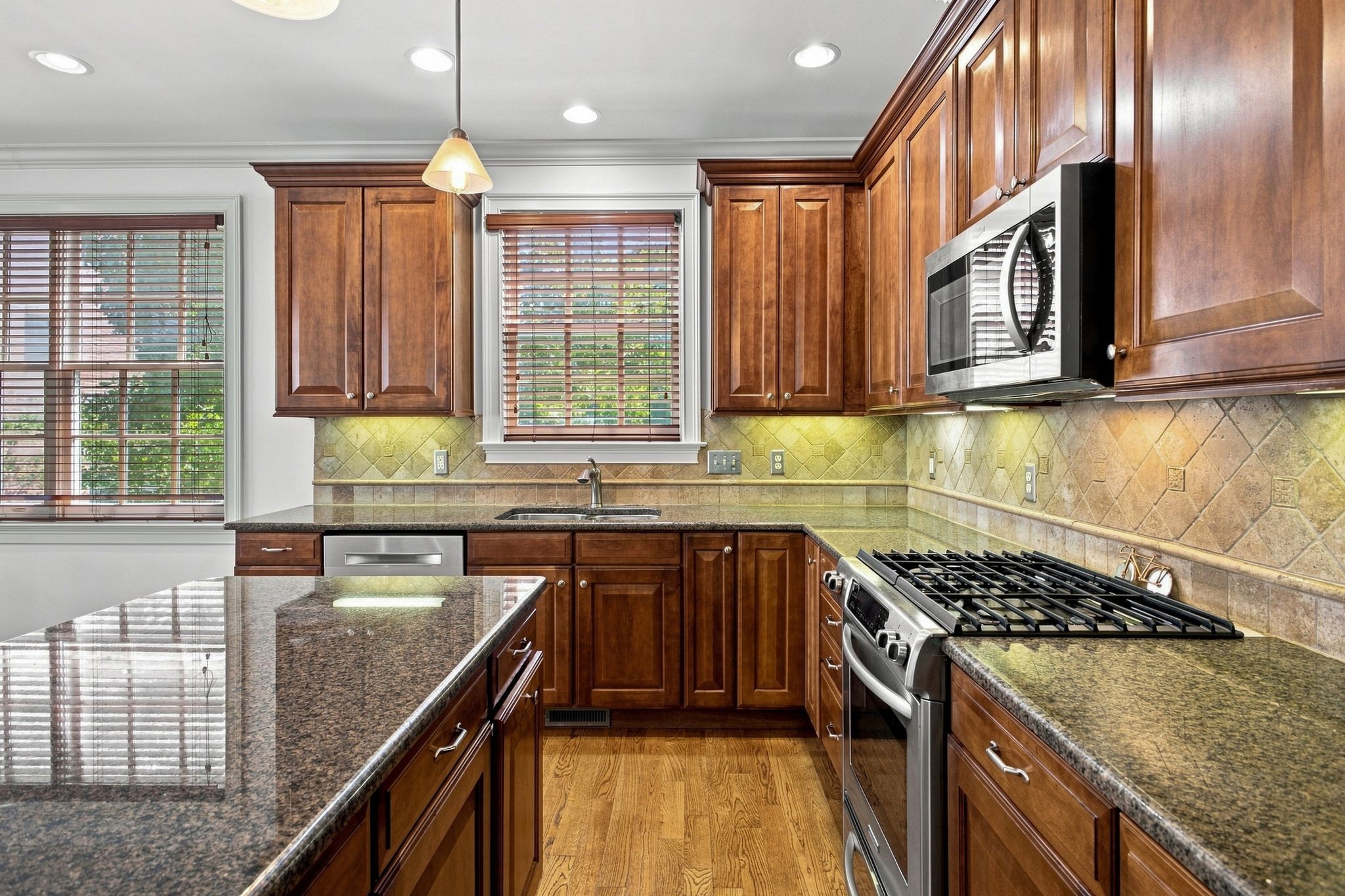 3180 Parthenon Ave Unit: 110