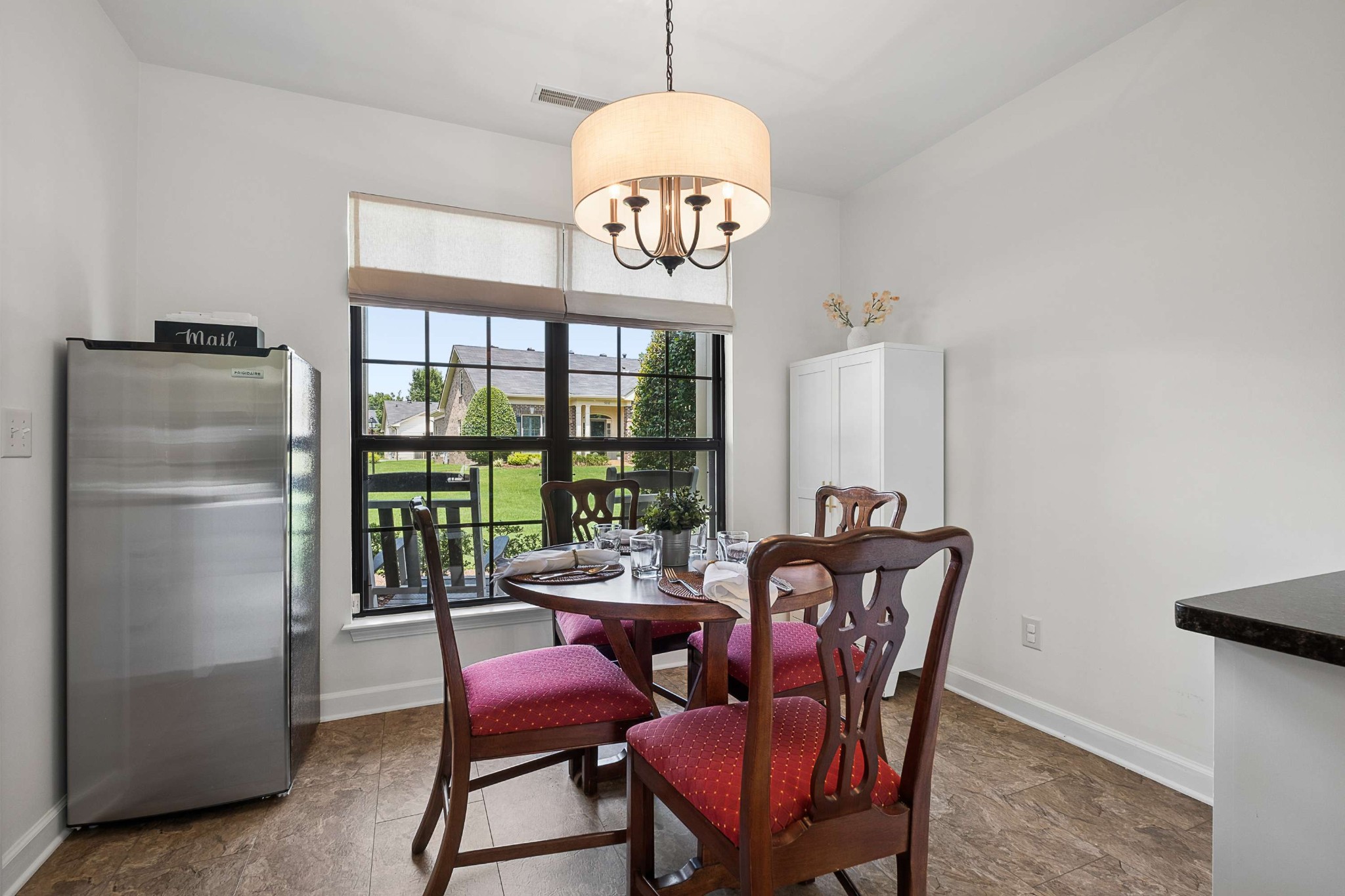 9220 Sawyer Brown Rd