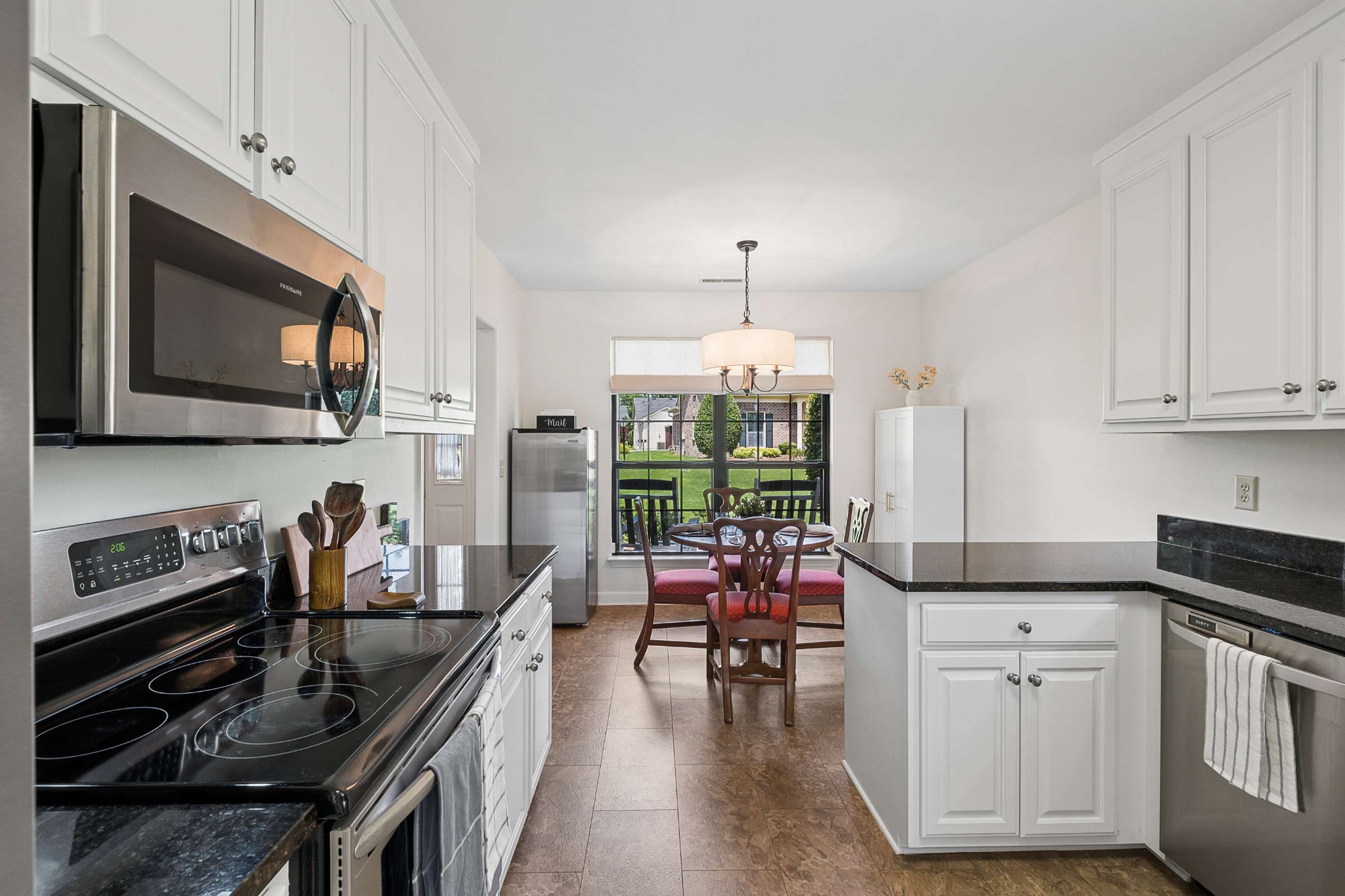 9220 Sawyer Brown Rd