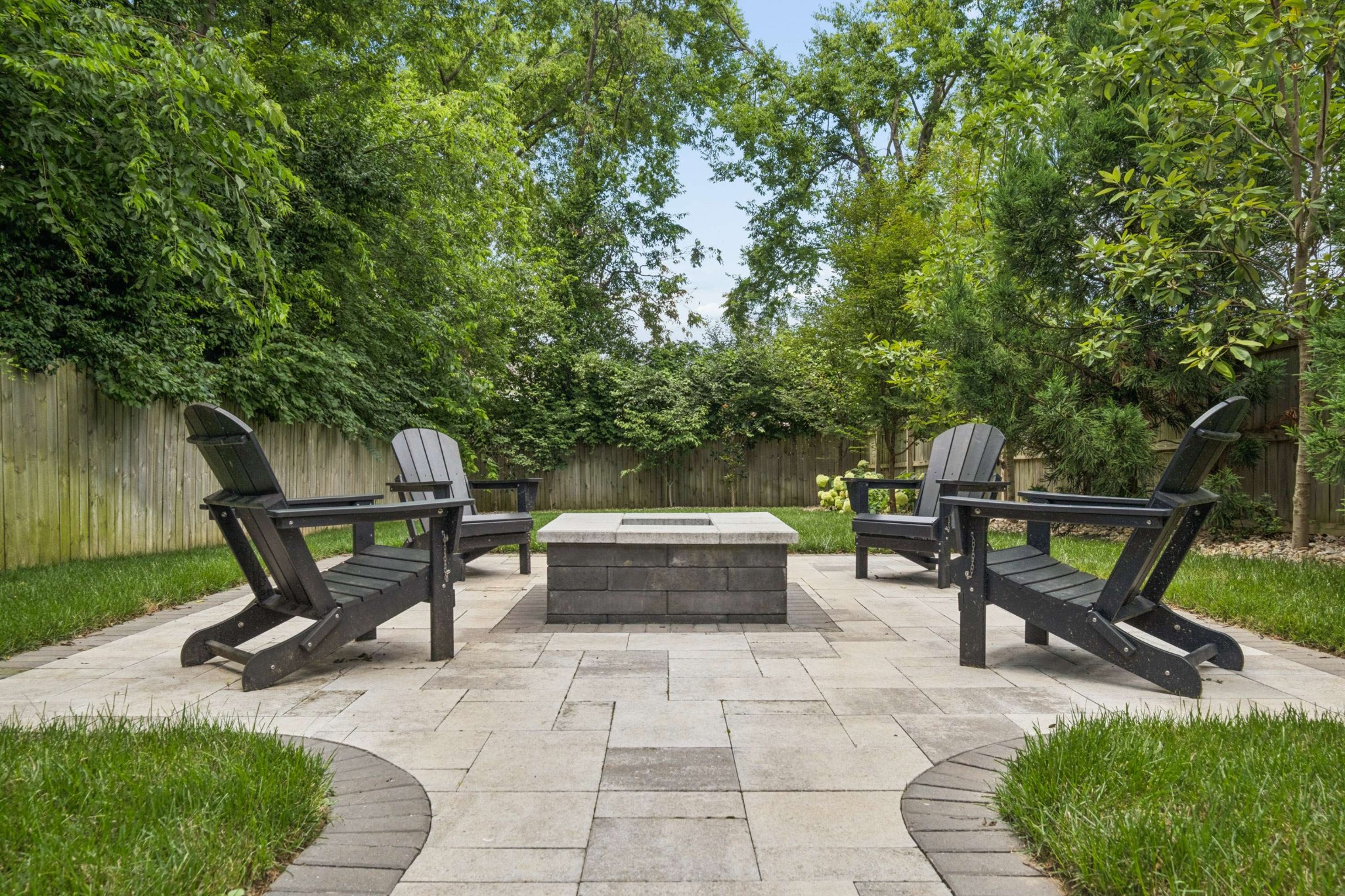 2013B Hutton Dr