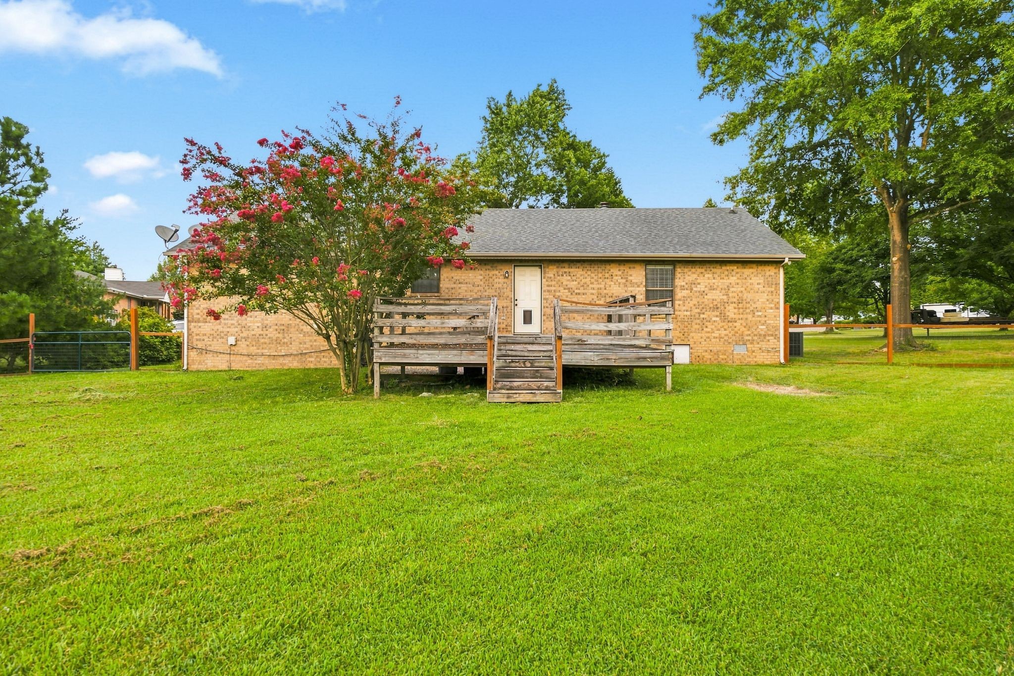 257 Brook Ct