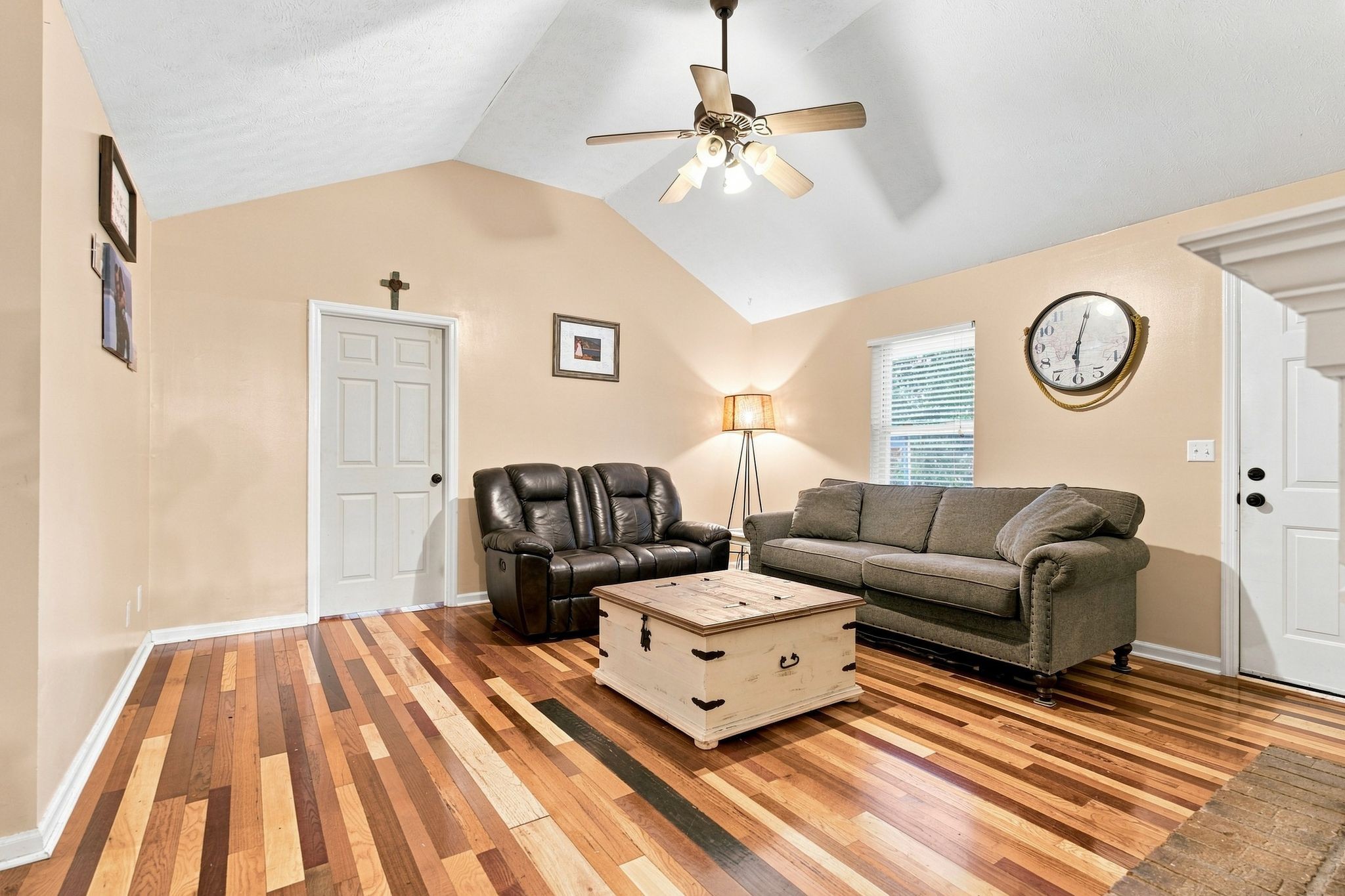 257 Brook Ct