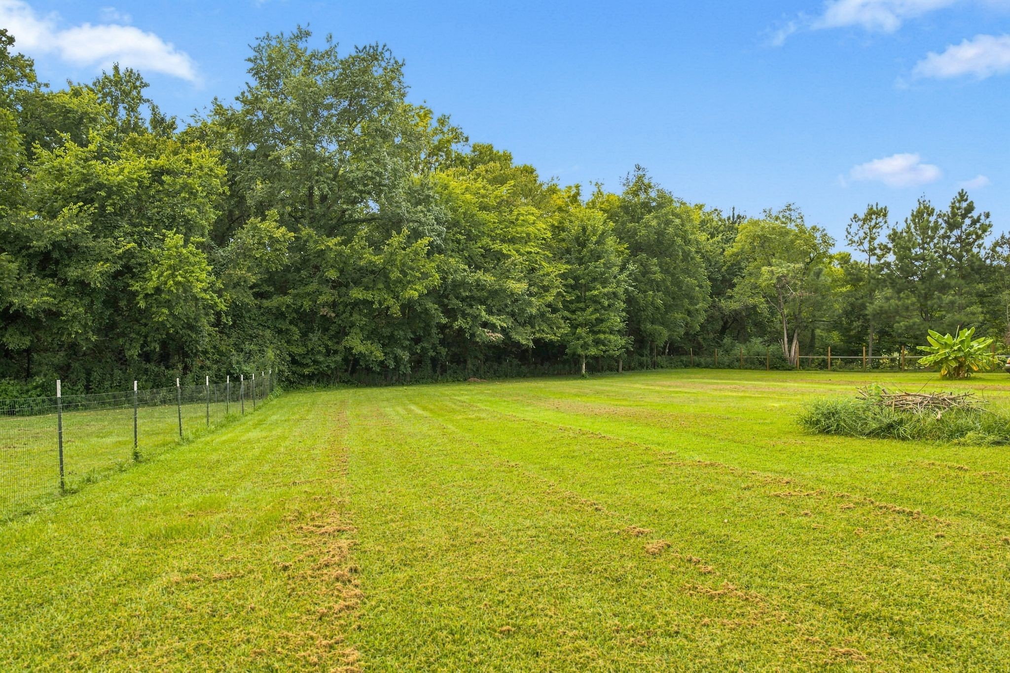 257 Brook Ct