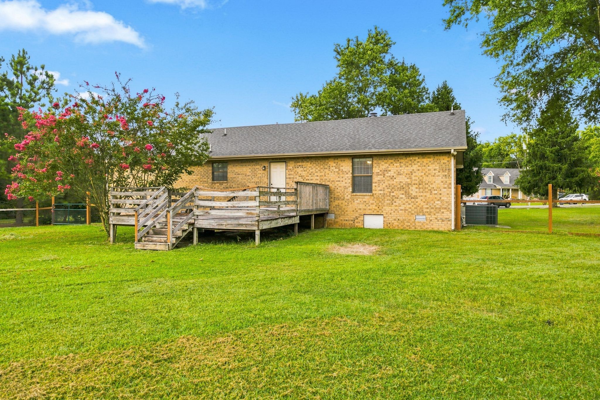 257 Brook Ct