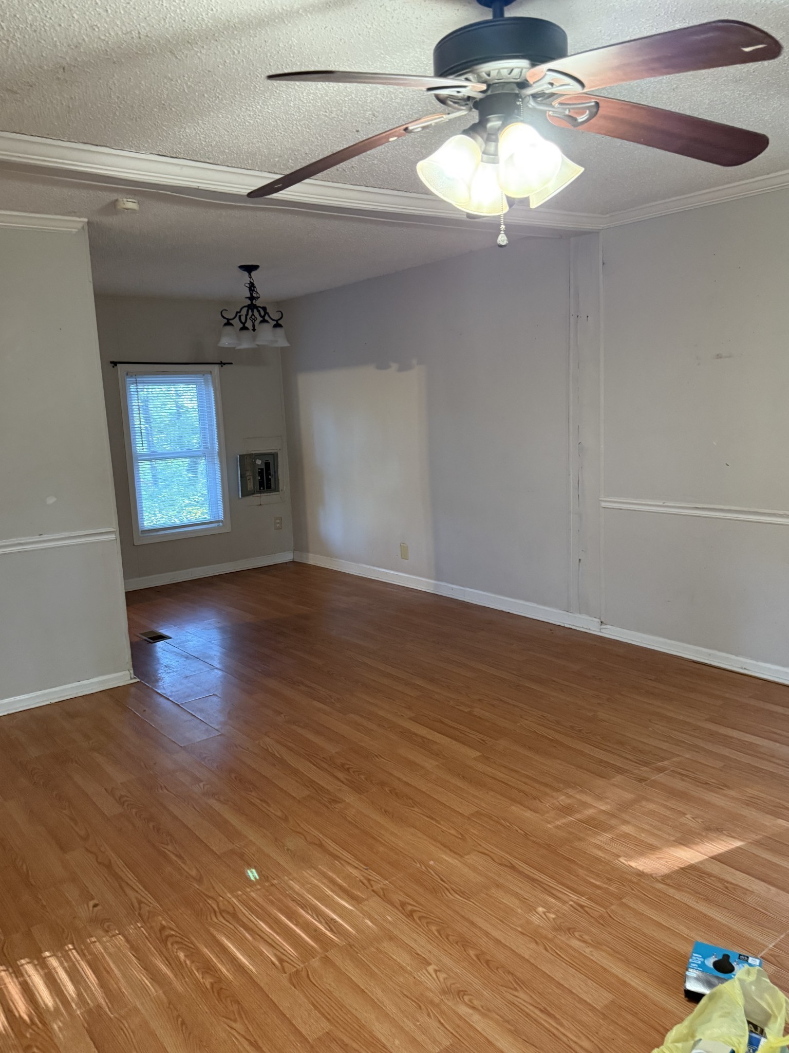 1085 Peery Rd