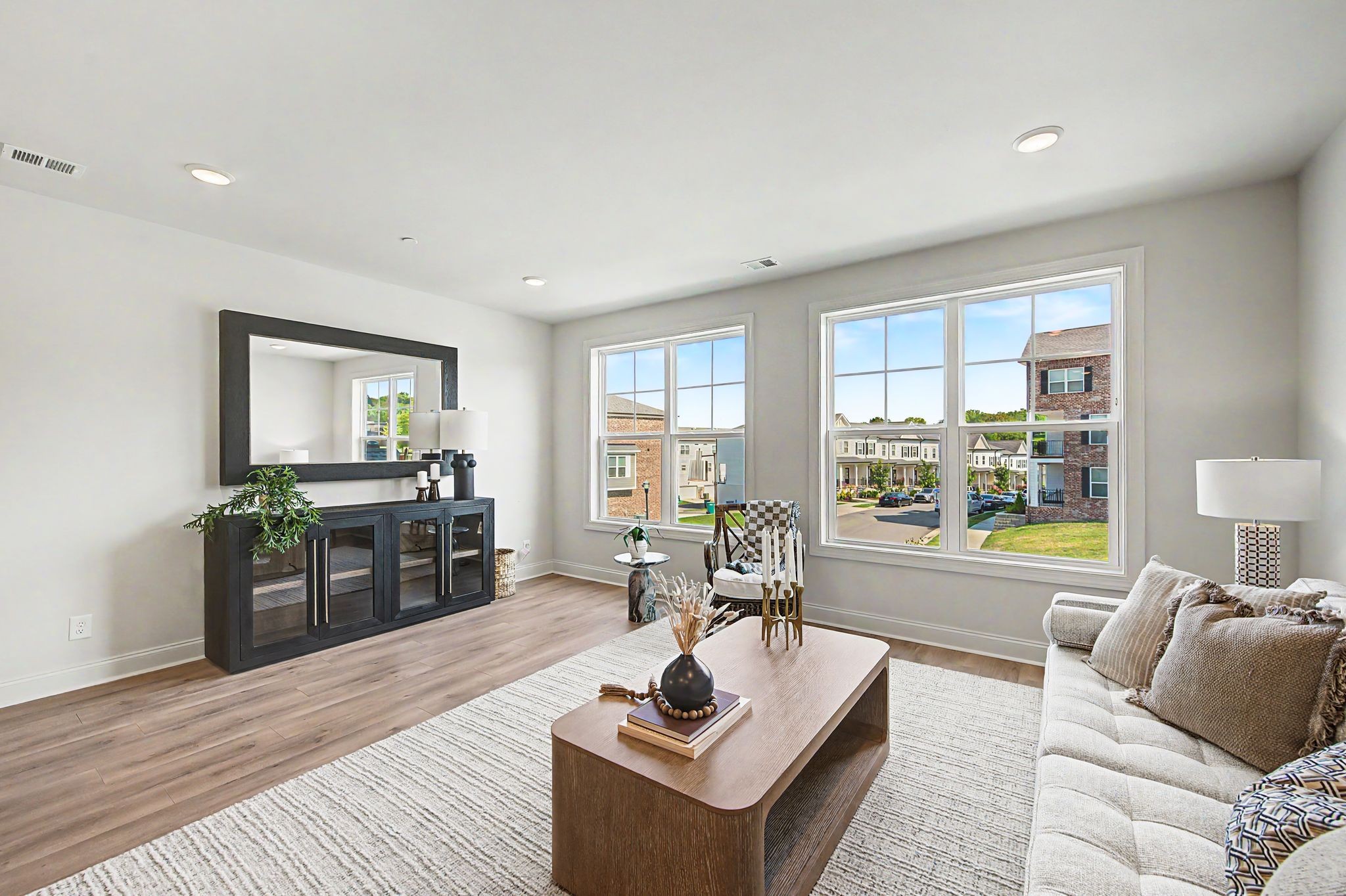 482 Portsdale Dr Unit: 15