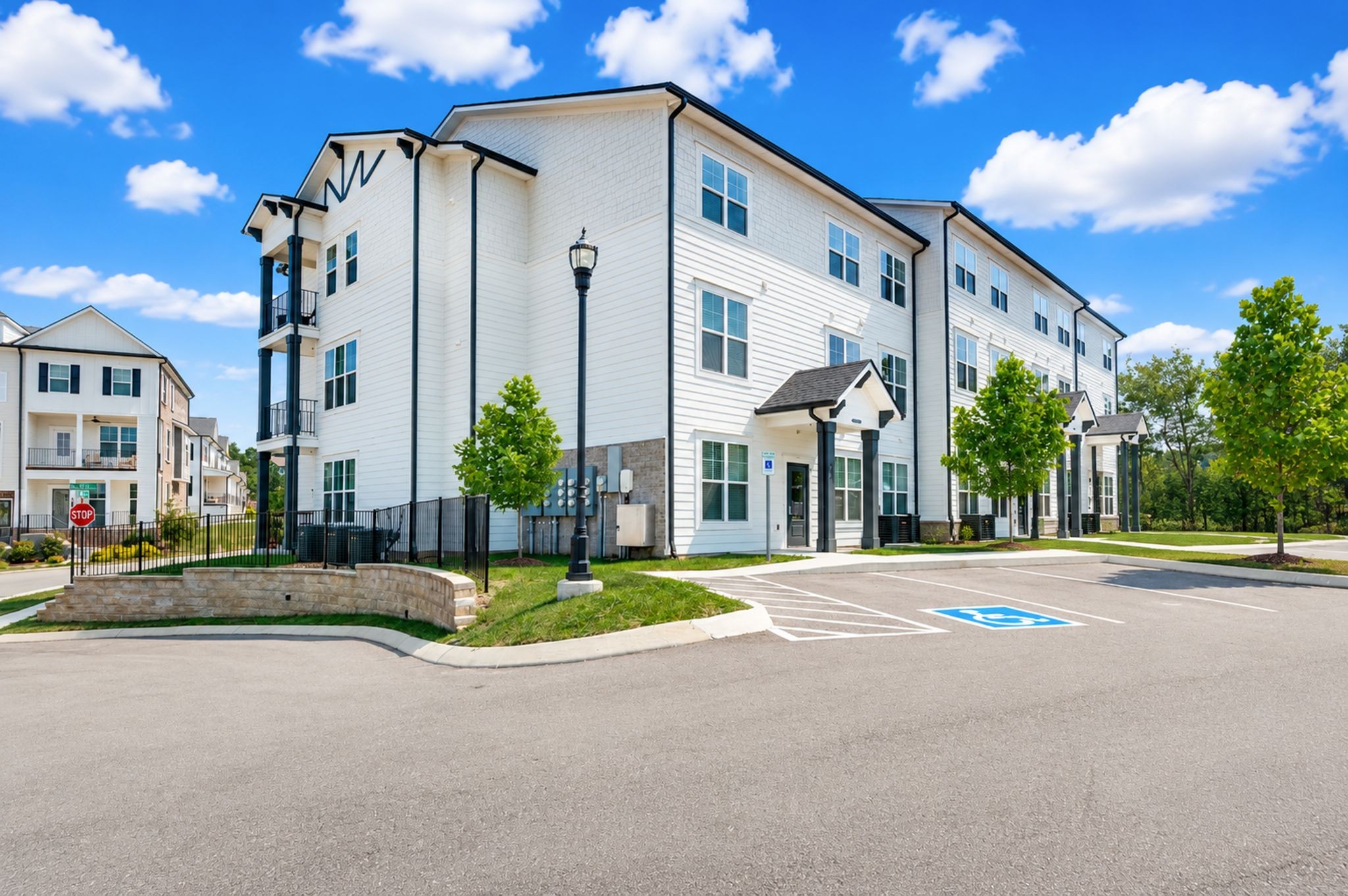 482 Portsdale Dr Unit: 15
