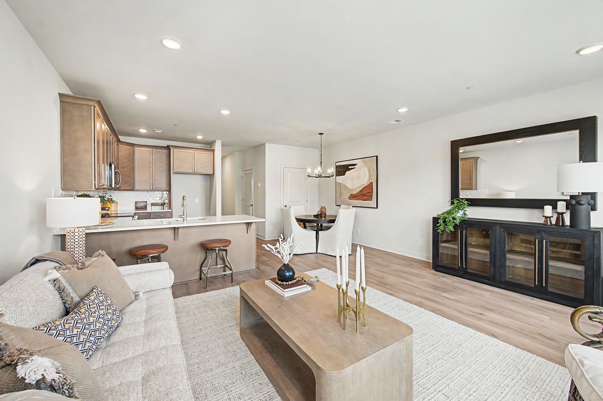 482 Portsdale Dr Unit: 15