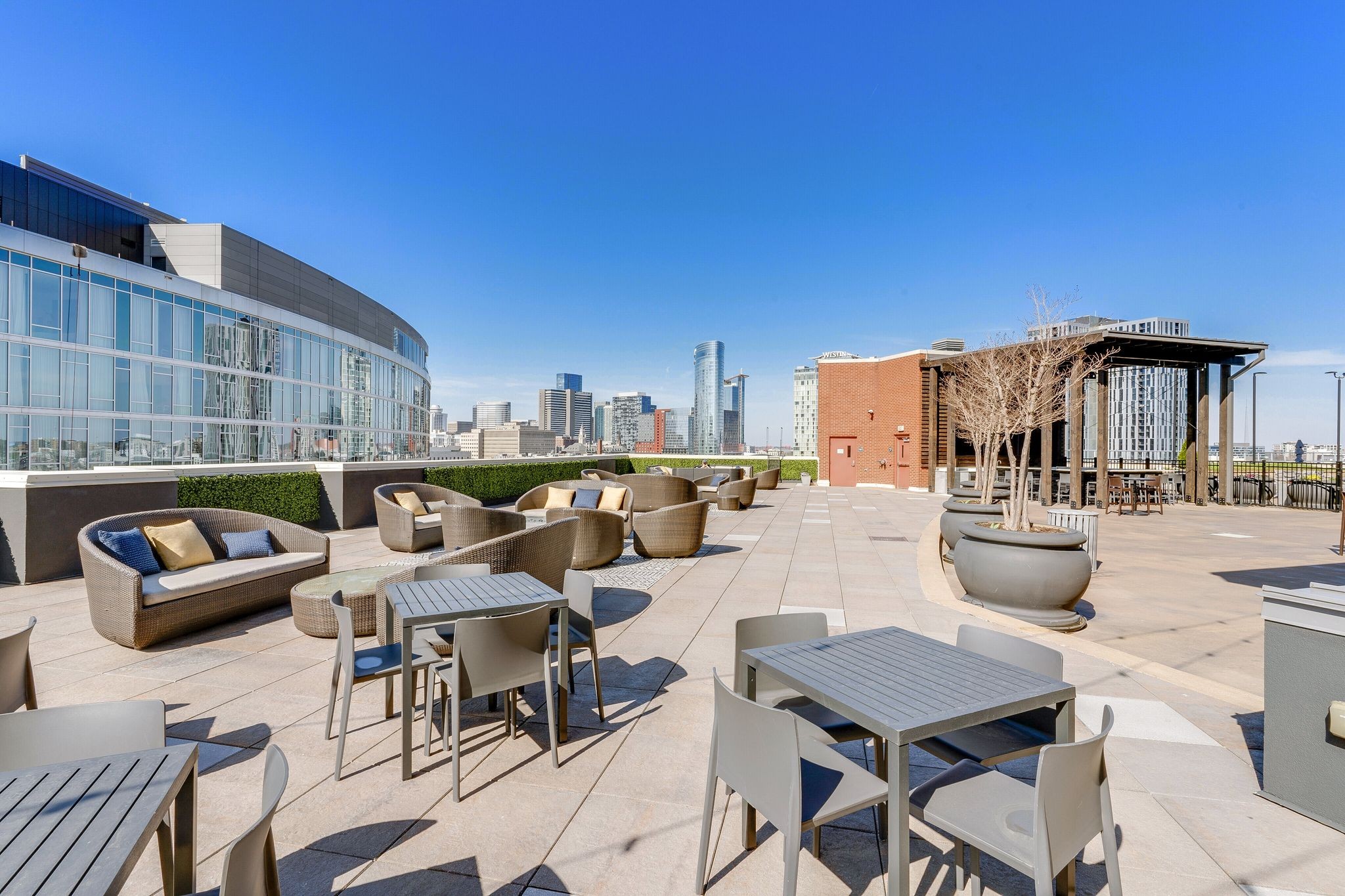 600 12th Ave, S Unit: 1915