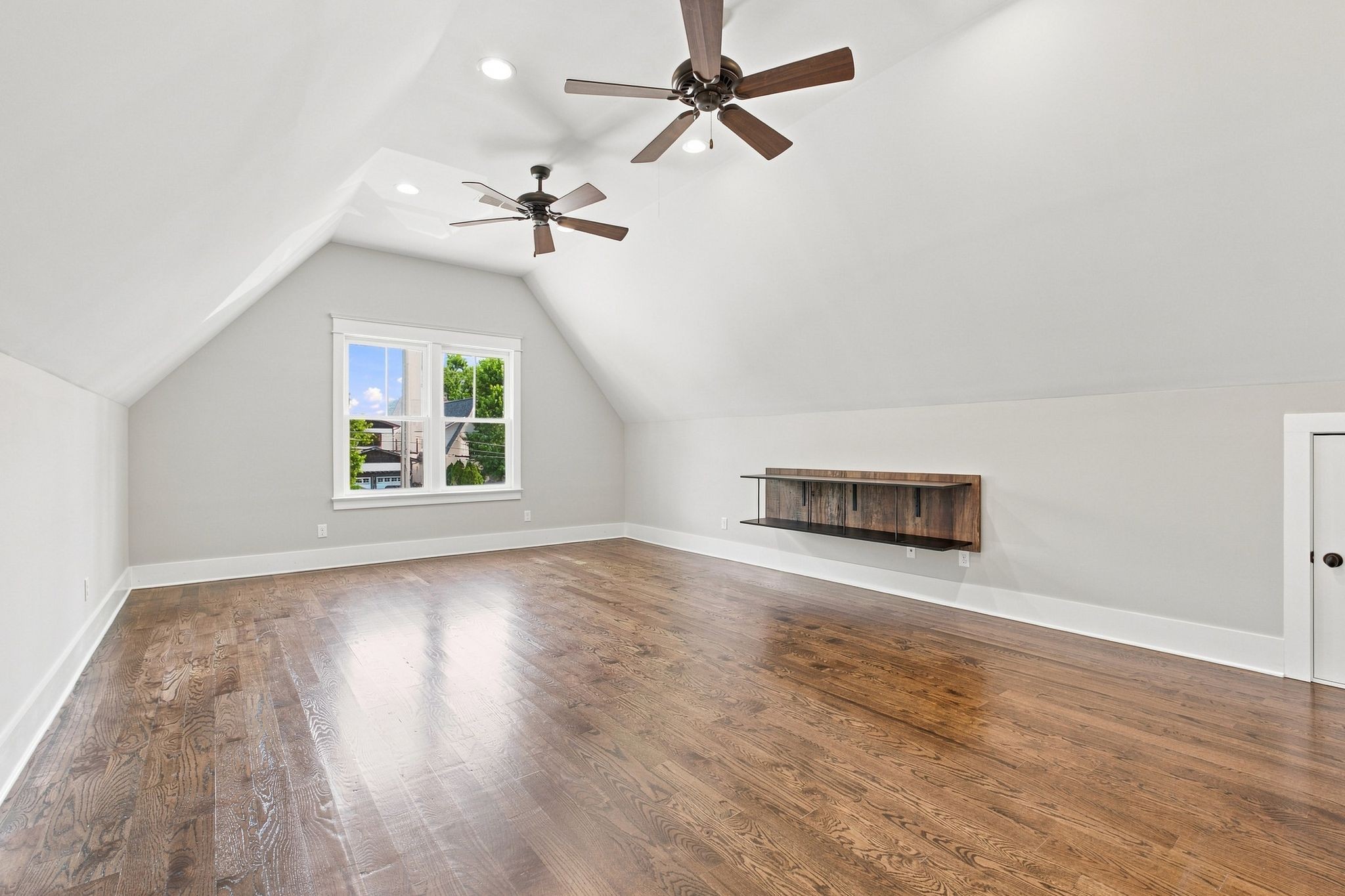 1119A Biltmore Dr
