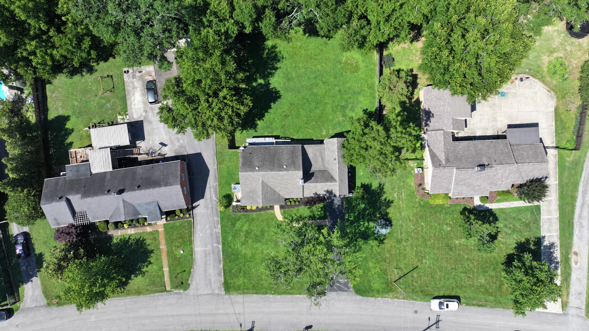 1207 Kenwood Dr