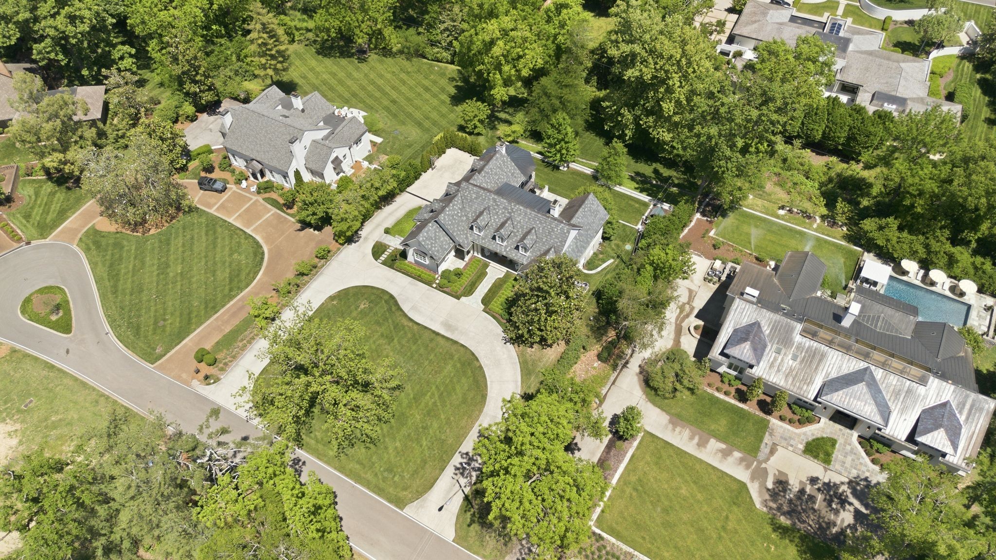 204 Sunnyside Dr