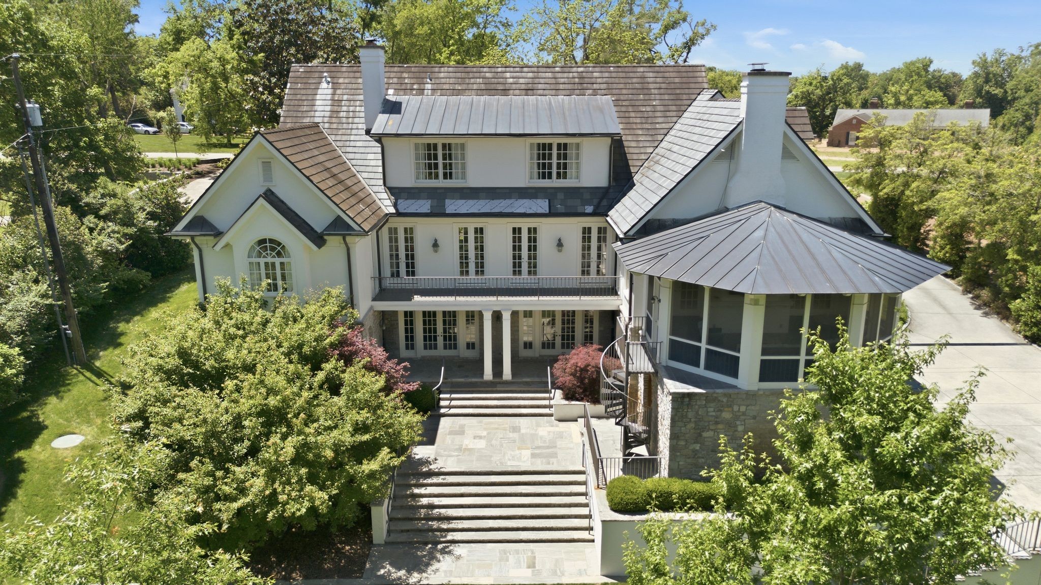 204 Sunnyside Dr