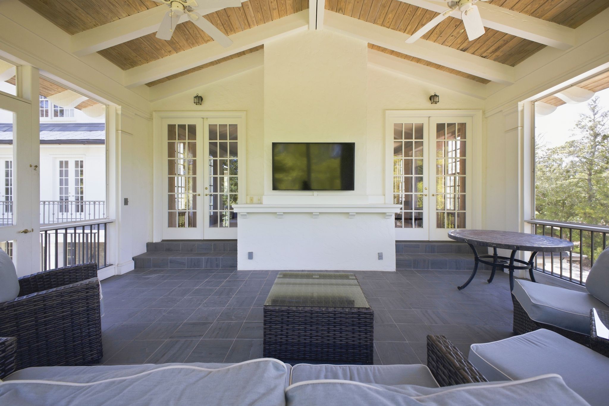 204 Sunnyside Dr