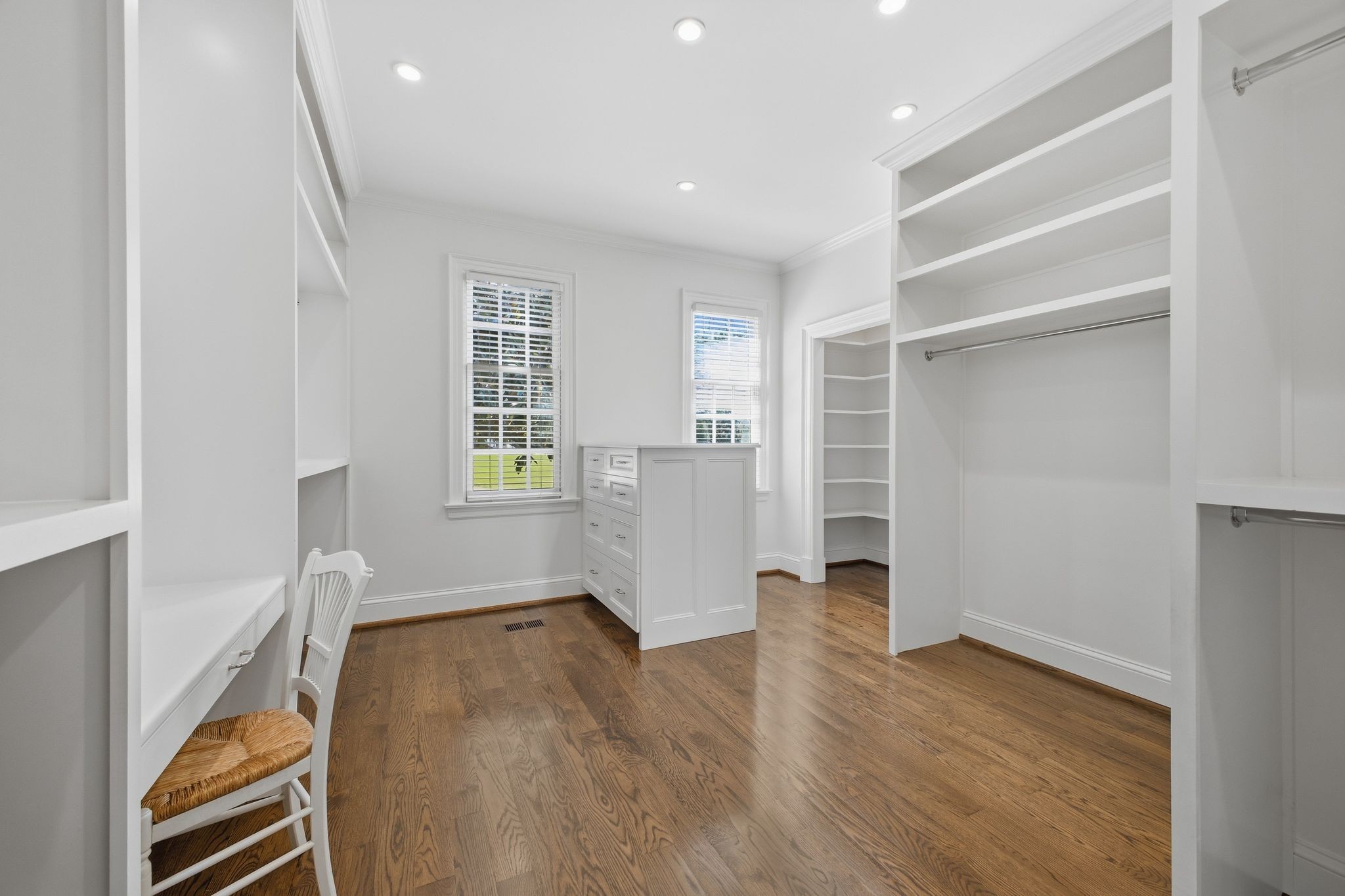 204 Sunnyside Dr