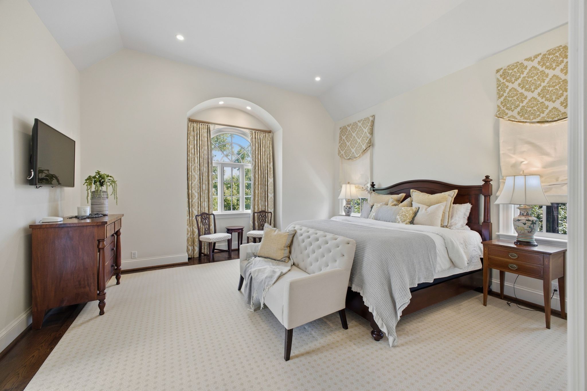 204 Sunnyside Dr