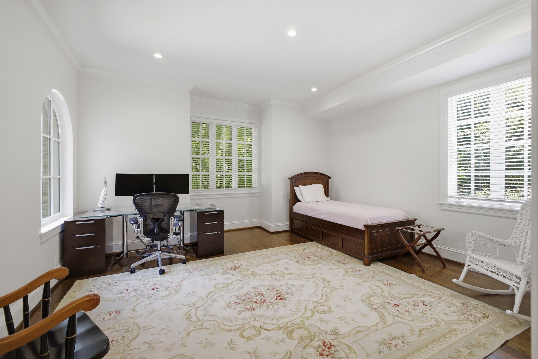 204 Sunnyside Dr