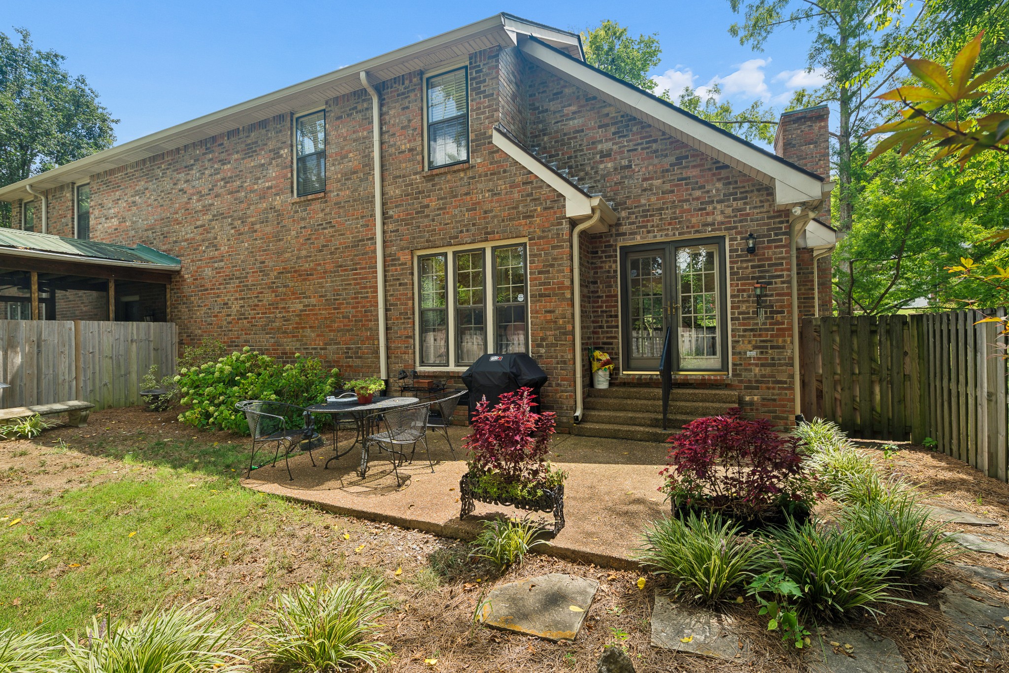 1922 Randolph Pl