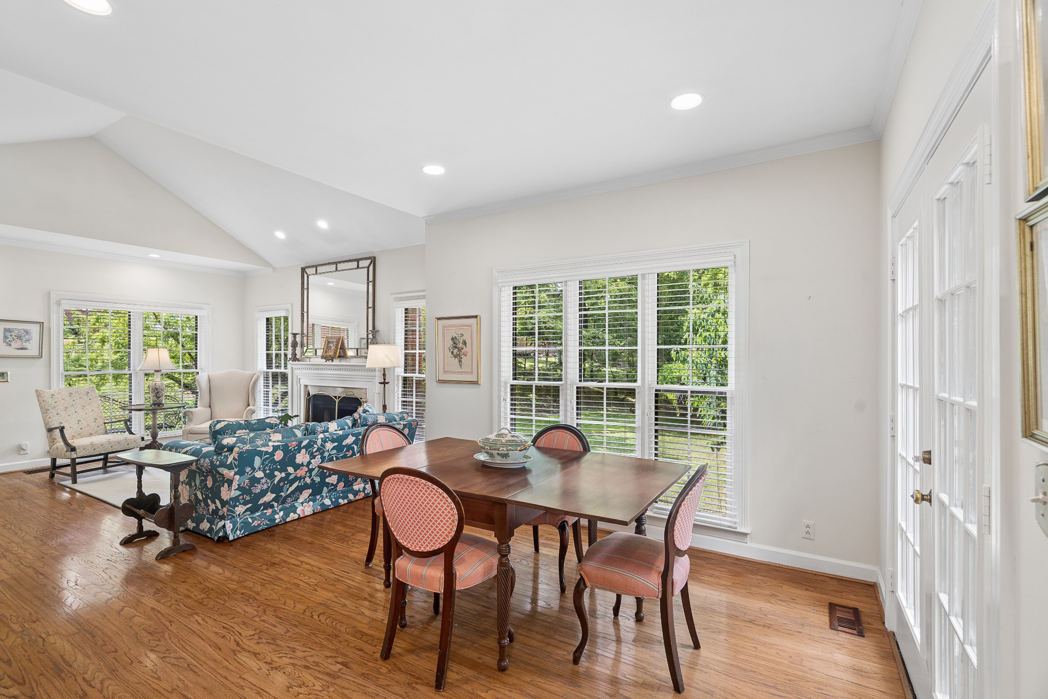 1922 Randolph Pl