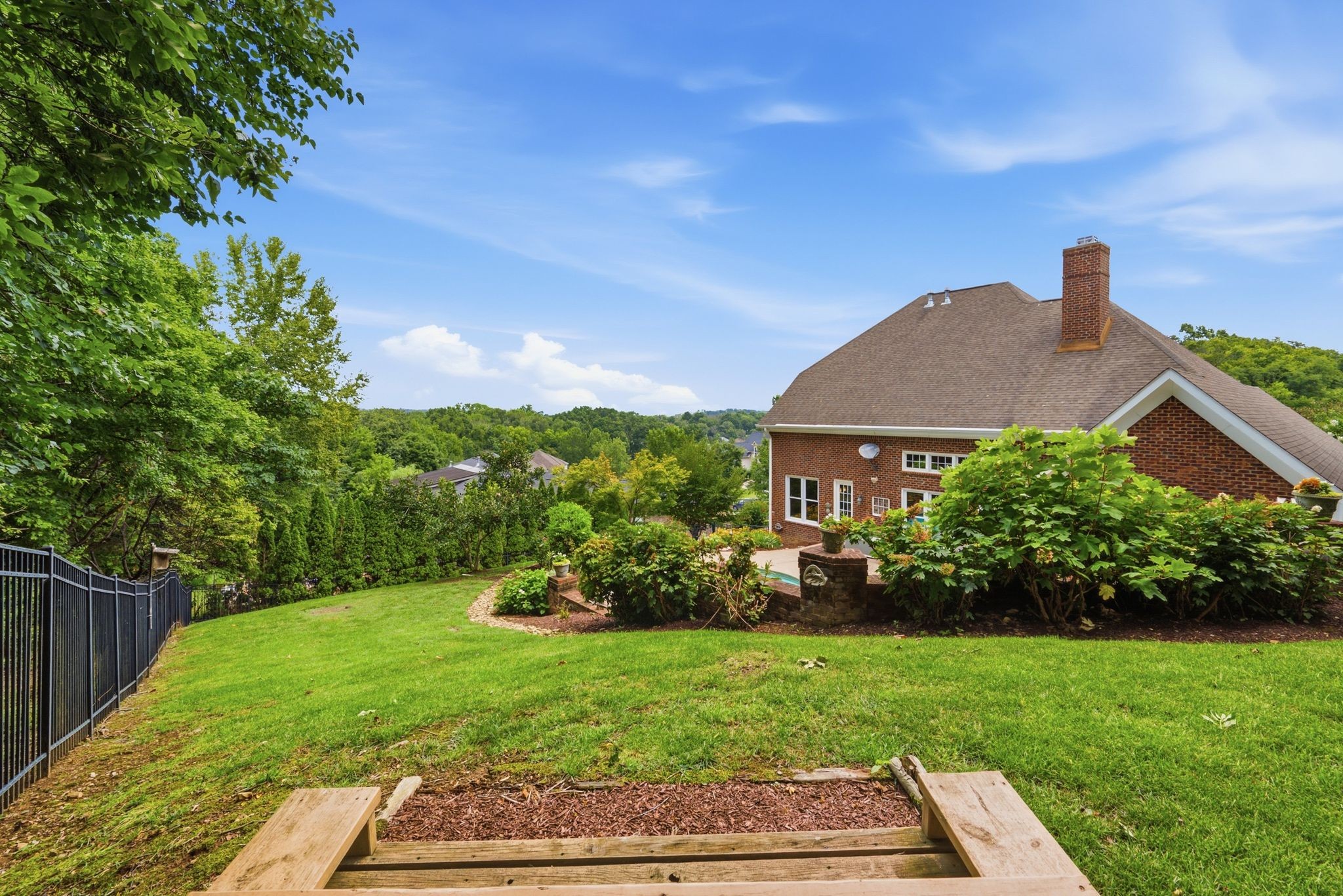 417 Sandcastle Rd