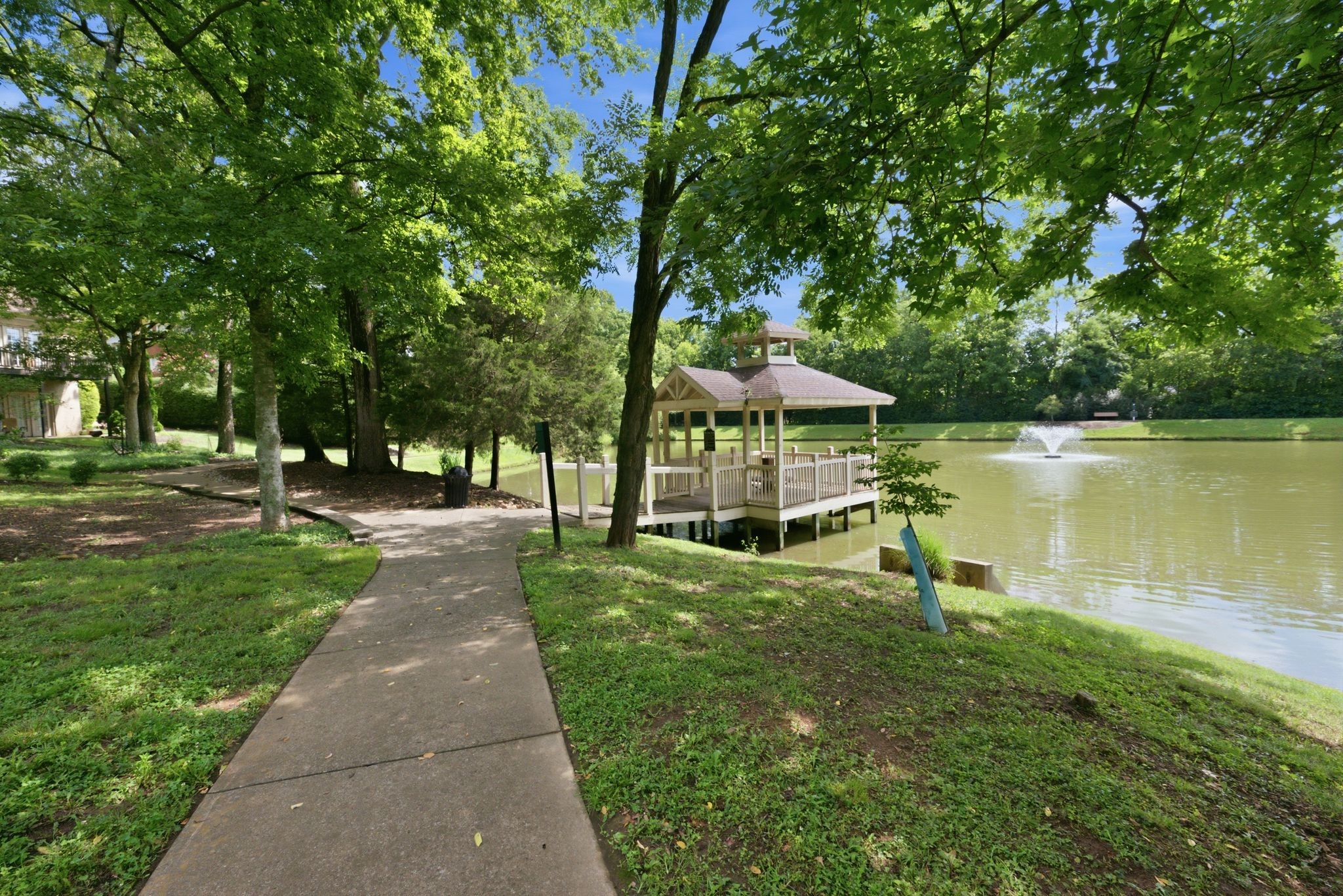 417 Sandcastle Rd
