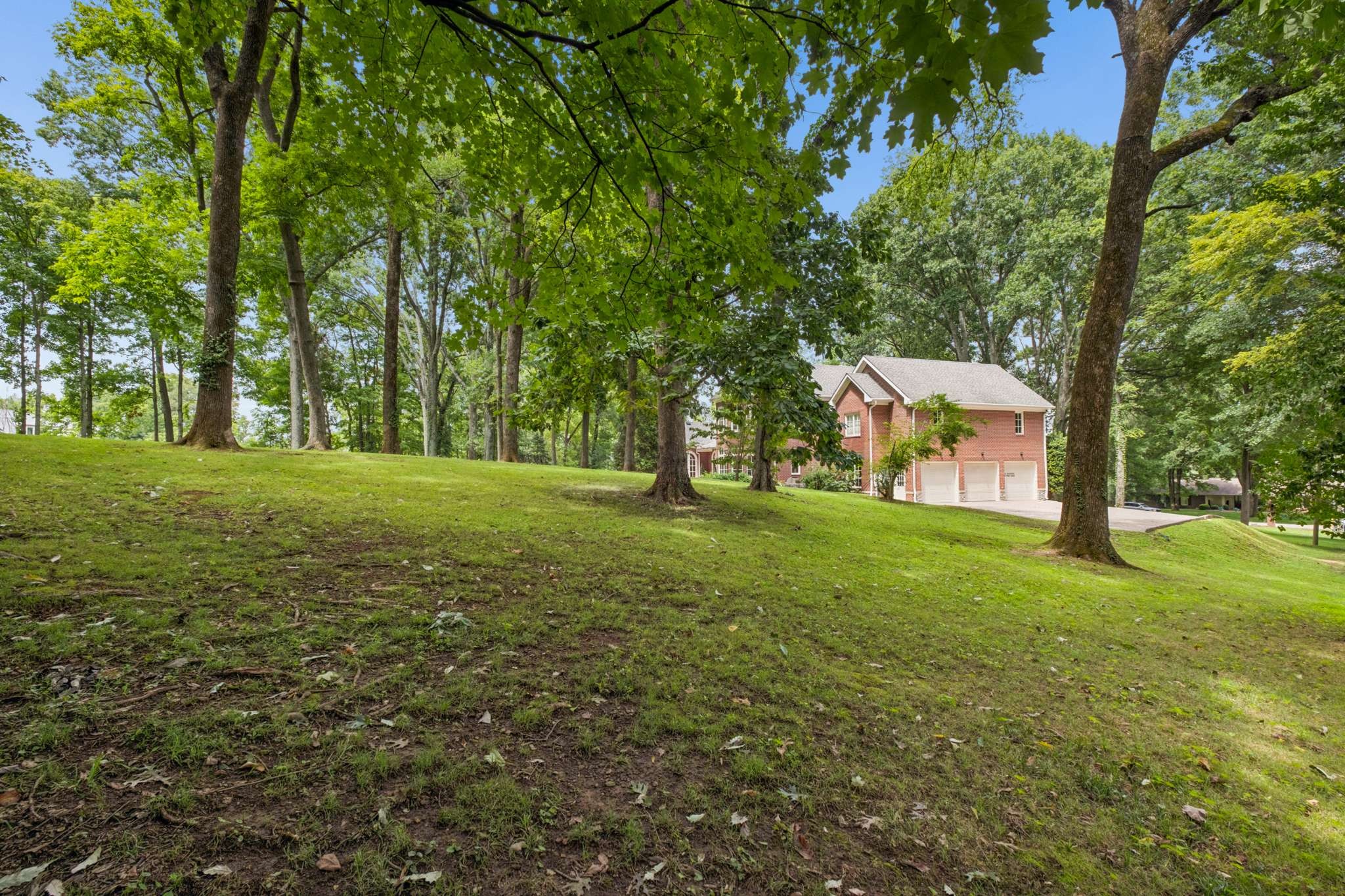 943 Oak Valley Ln
