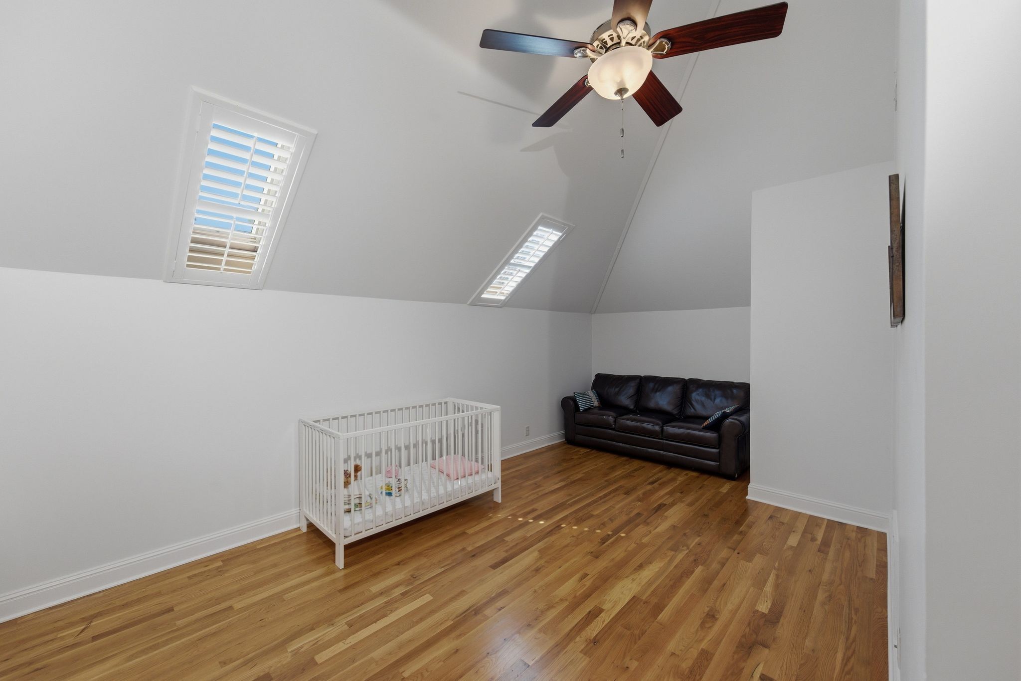 236 Burlington Pl