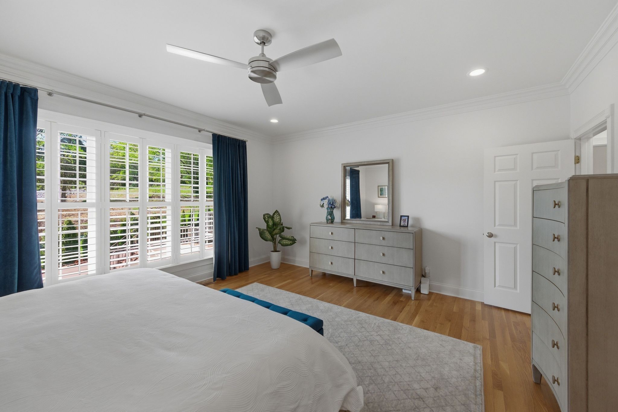 236 Burlington Pl