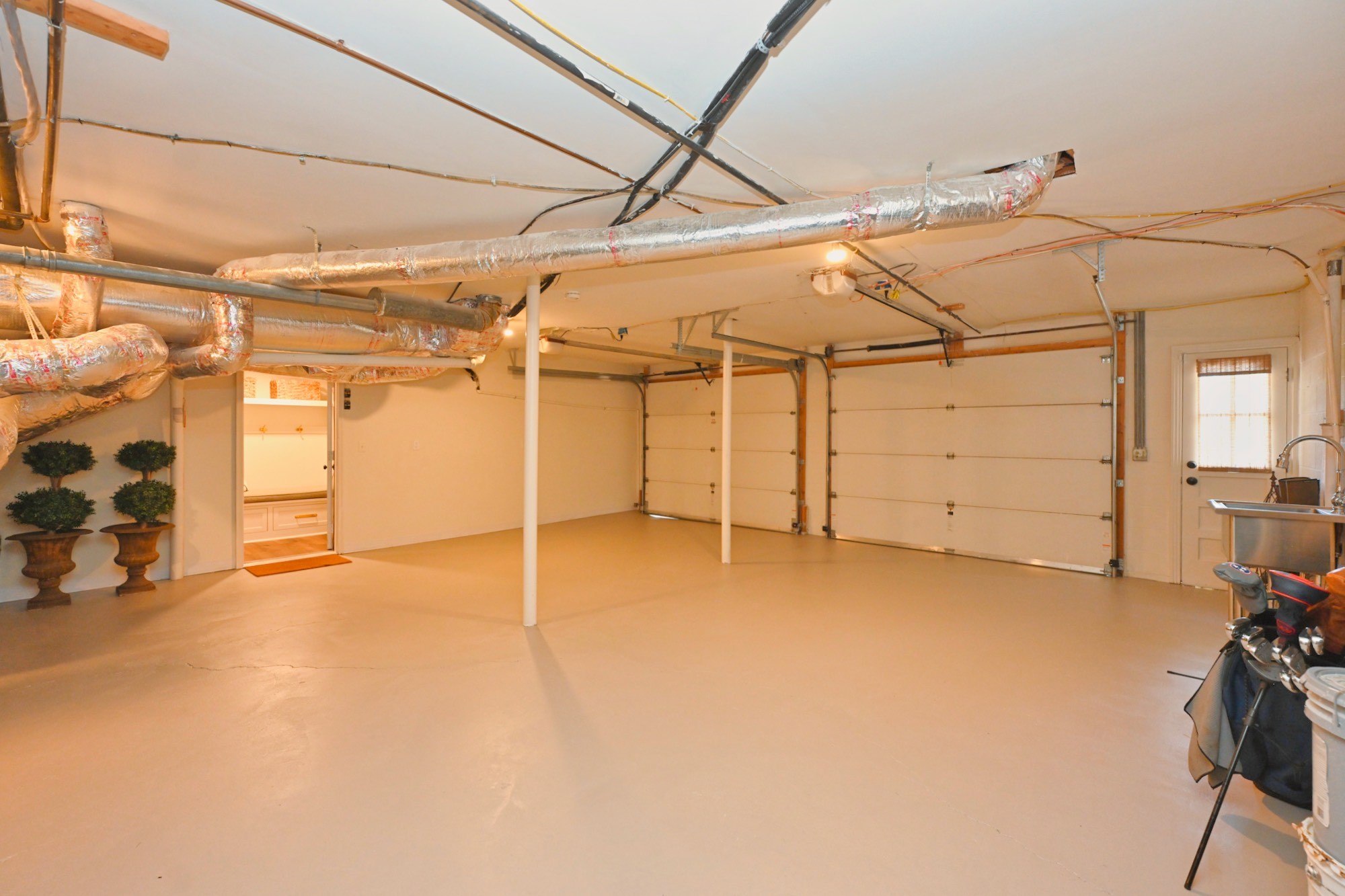 5309 Camelot Ct