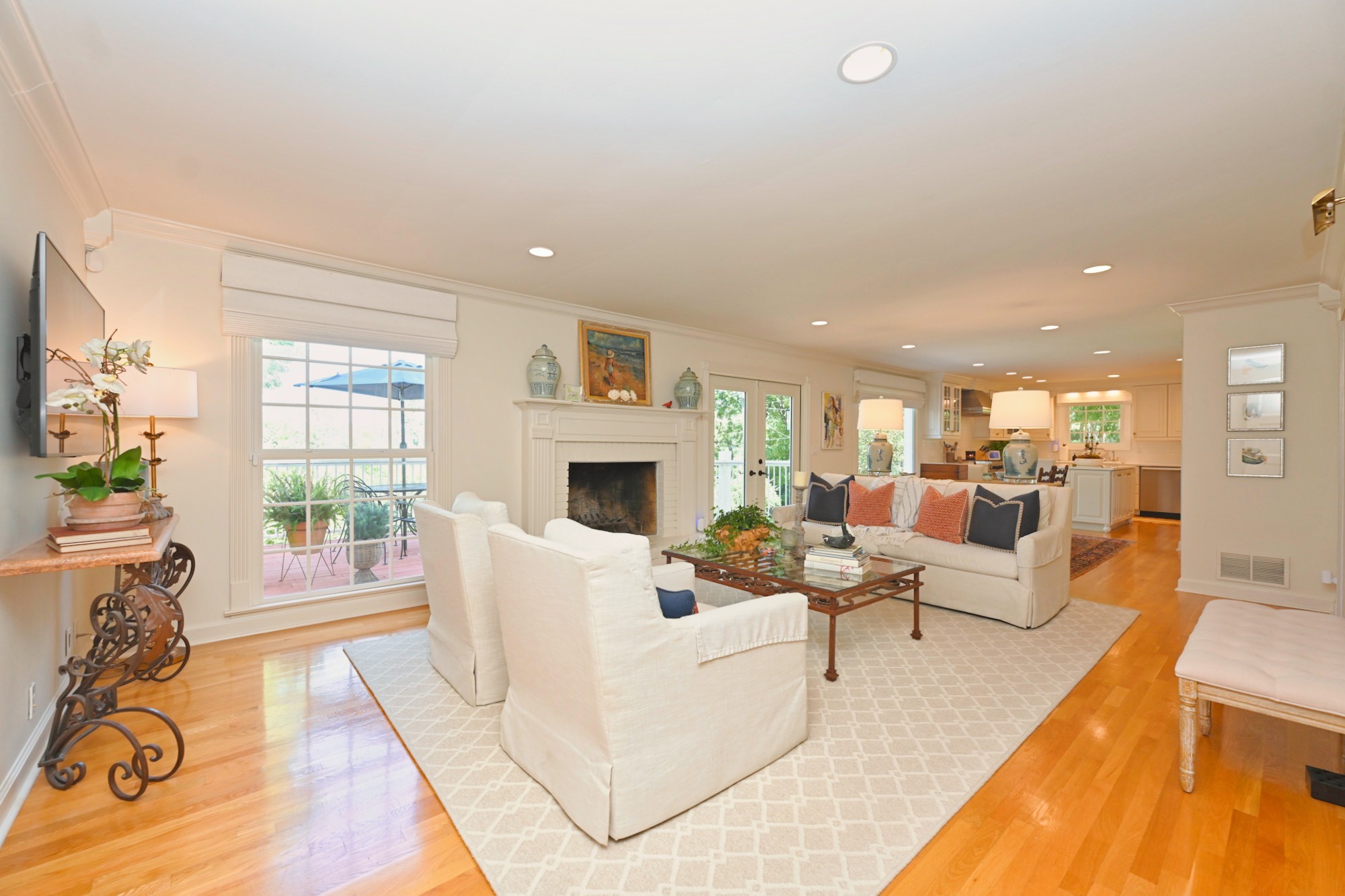 5309 Camelot Ct