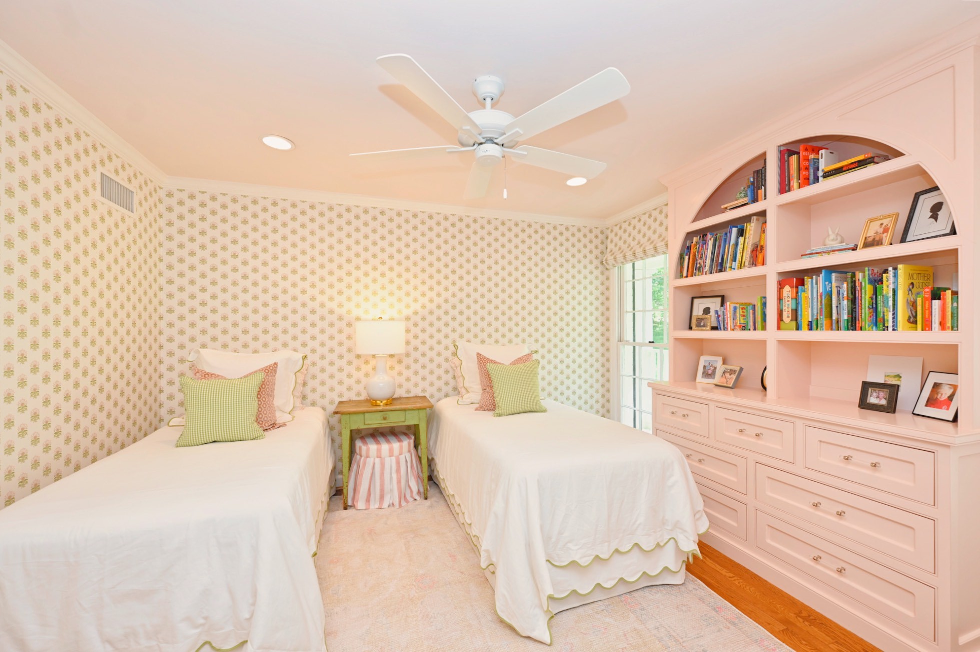 5309 Camelot Ct