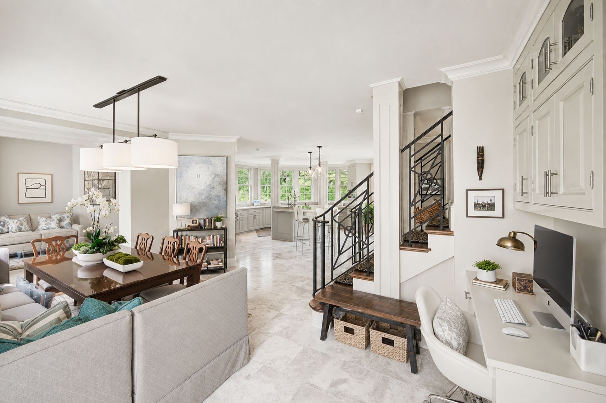 200 Brook Hollow Rd