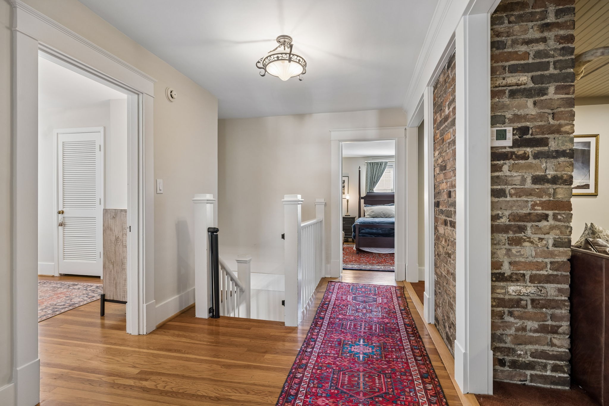 1011 W Main St