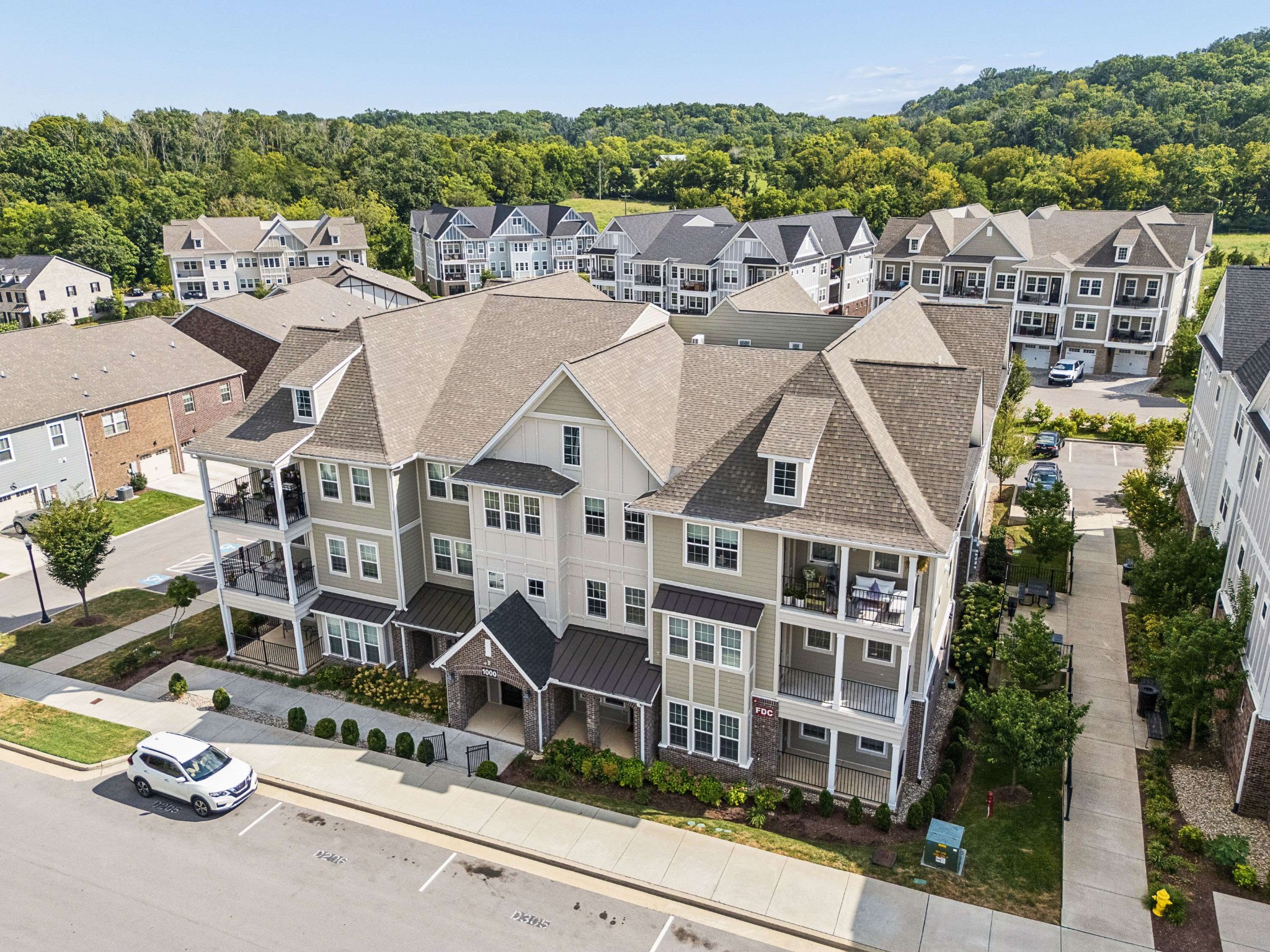 1000 Vintage Green Ln Unit: 1302