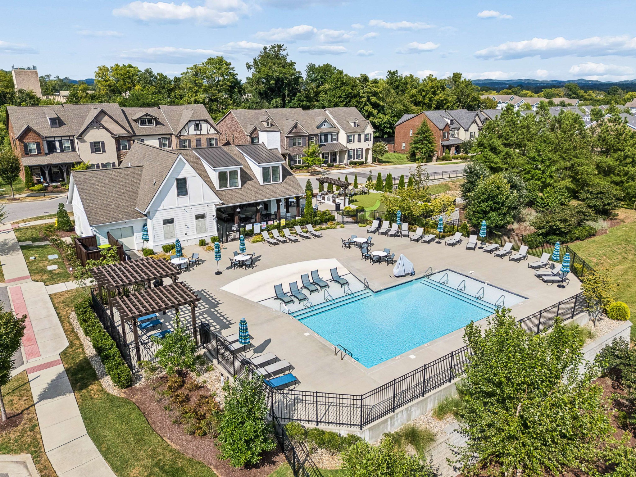1000 Vintage Green Ln Unit: 1302