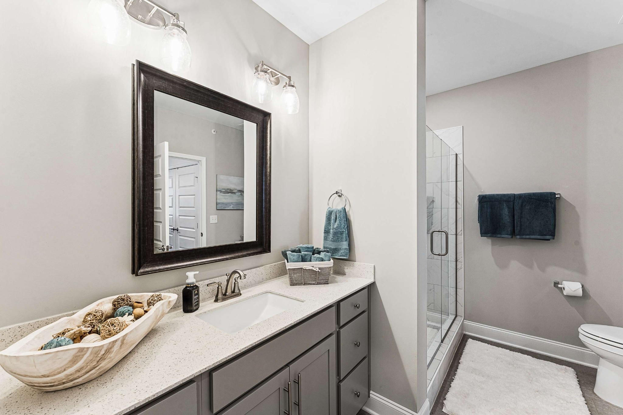 1000 Vintage Green Ln Unit: 1302