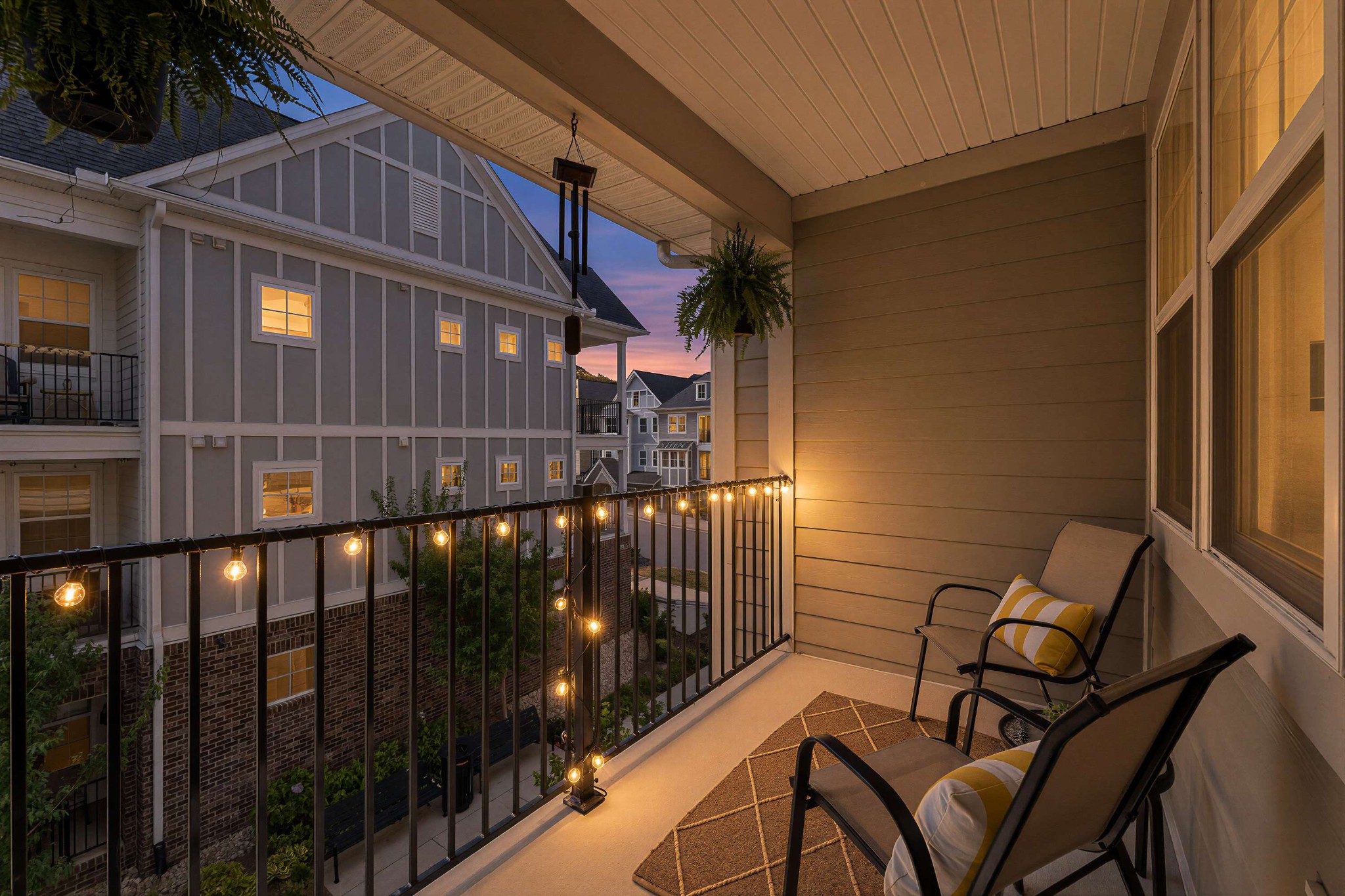 1000 Vintage Green Ln Unit: 1302