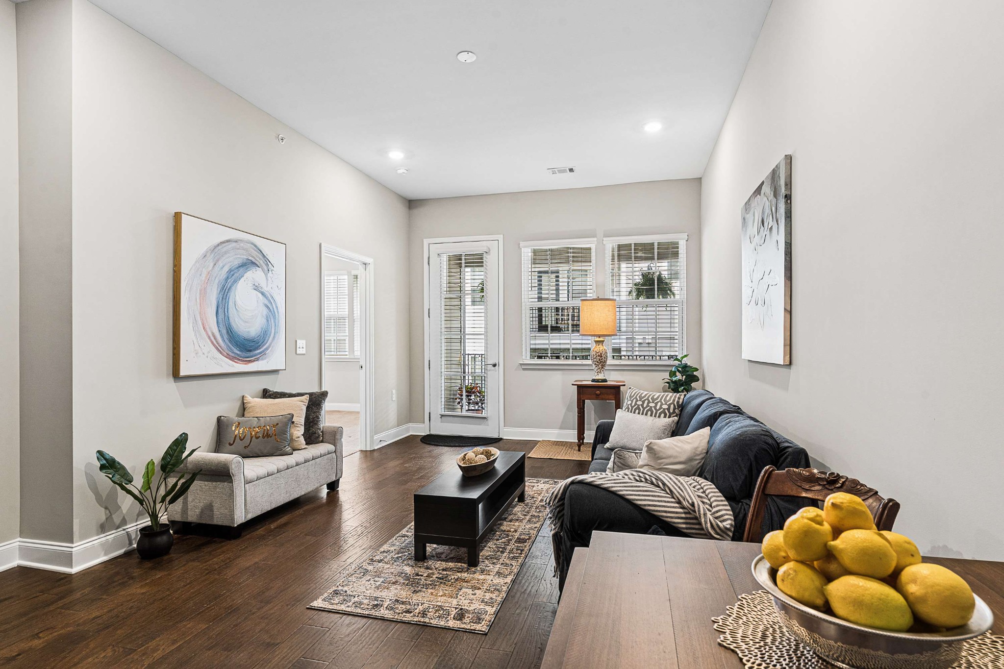 1000 Vintage Green Ln Unit: 1302