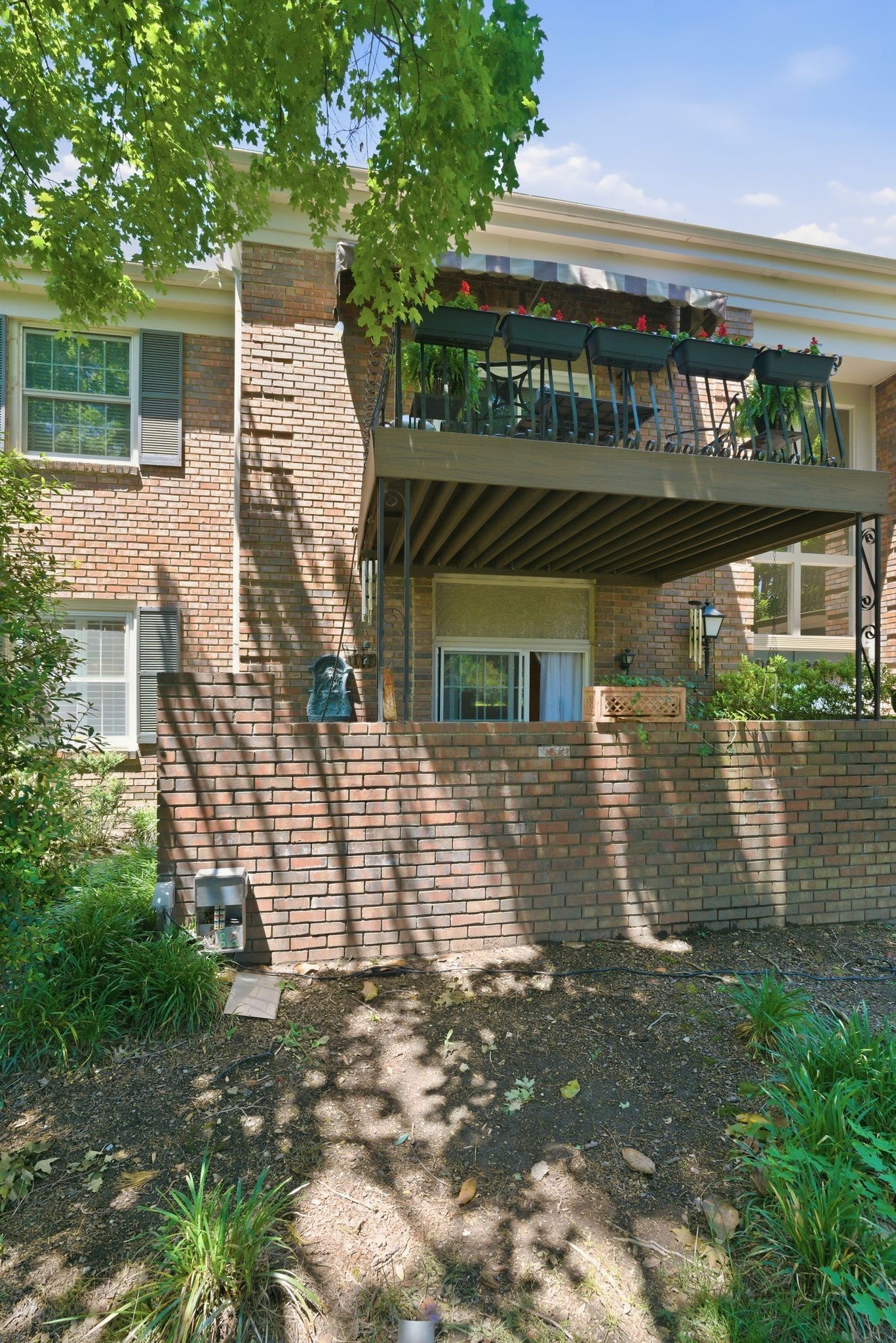 4500 Post Rd Unit: 4