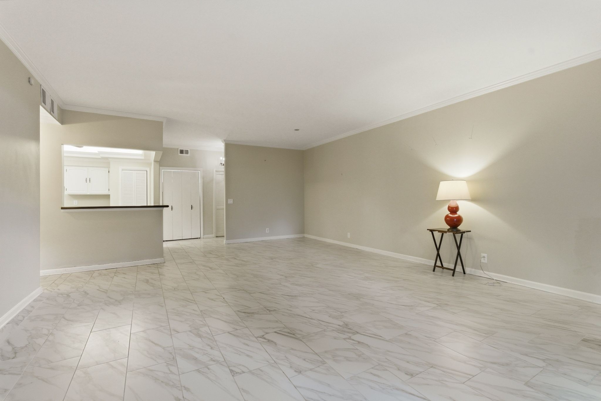 4500 Post Rd Unit: 4