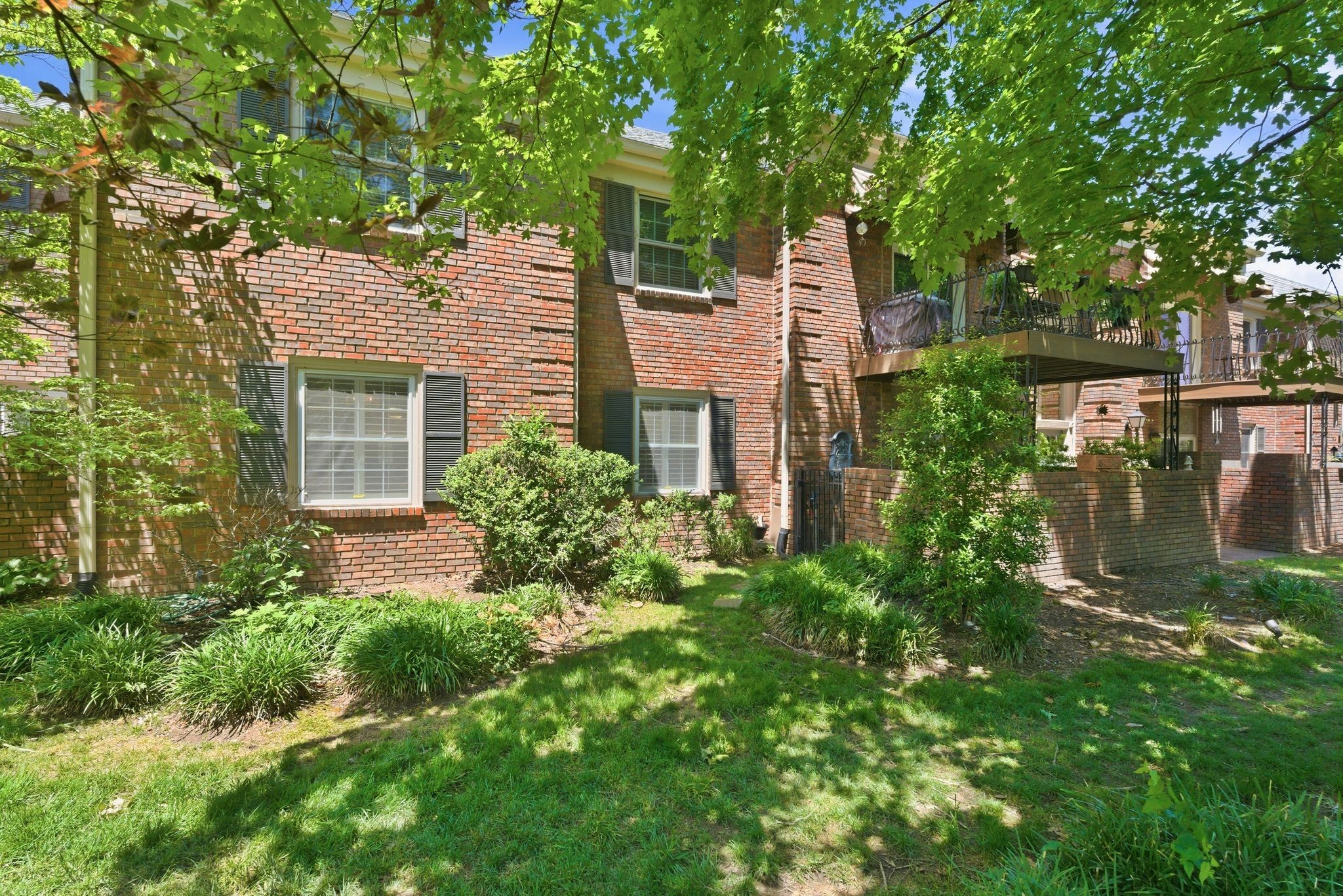 4500 Post Rd Unit: 4