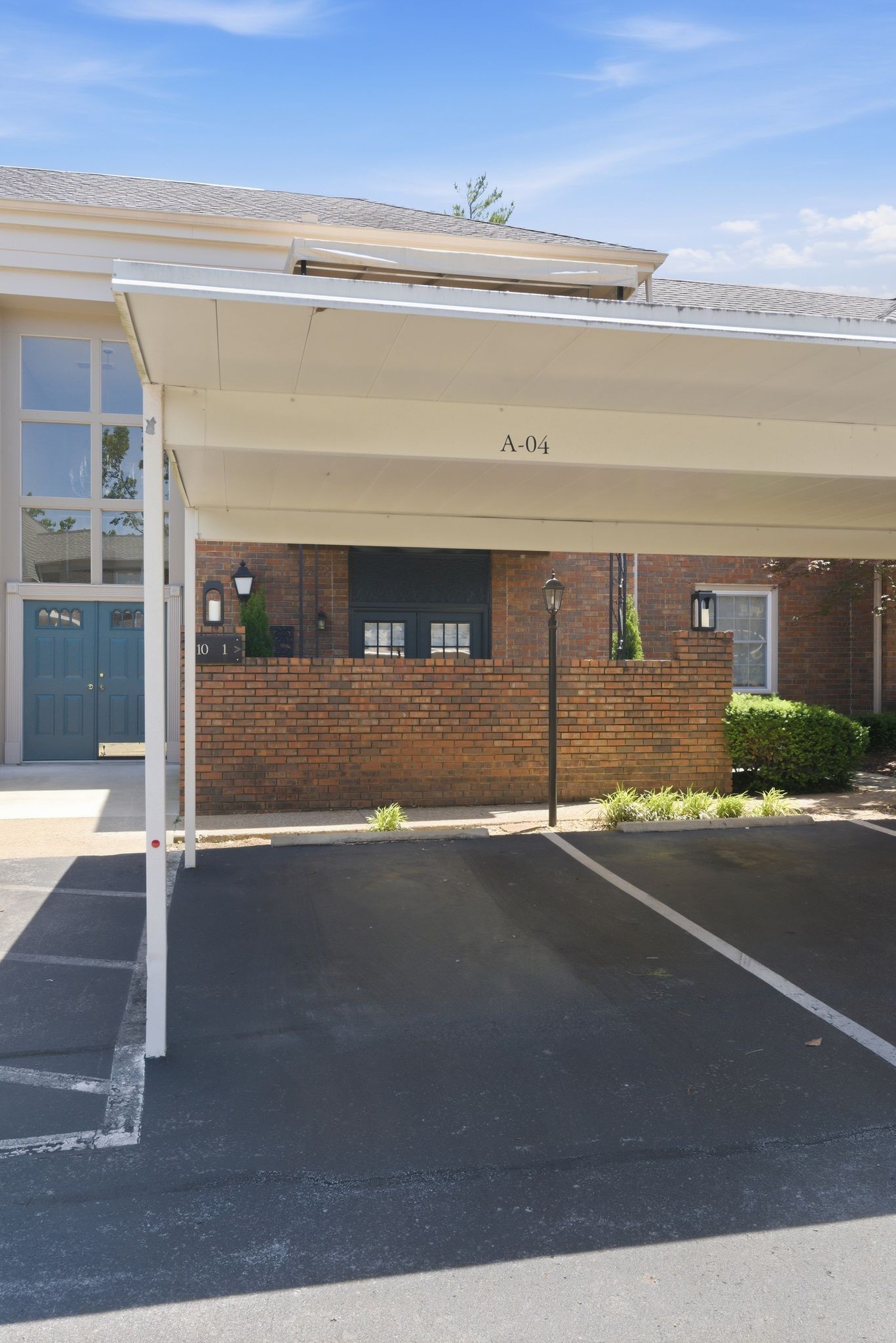 4500 Post Rd Unit: 4