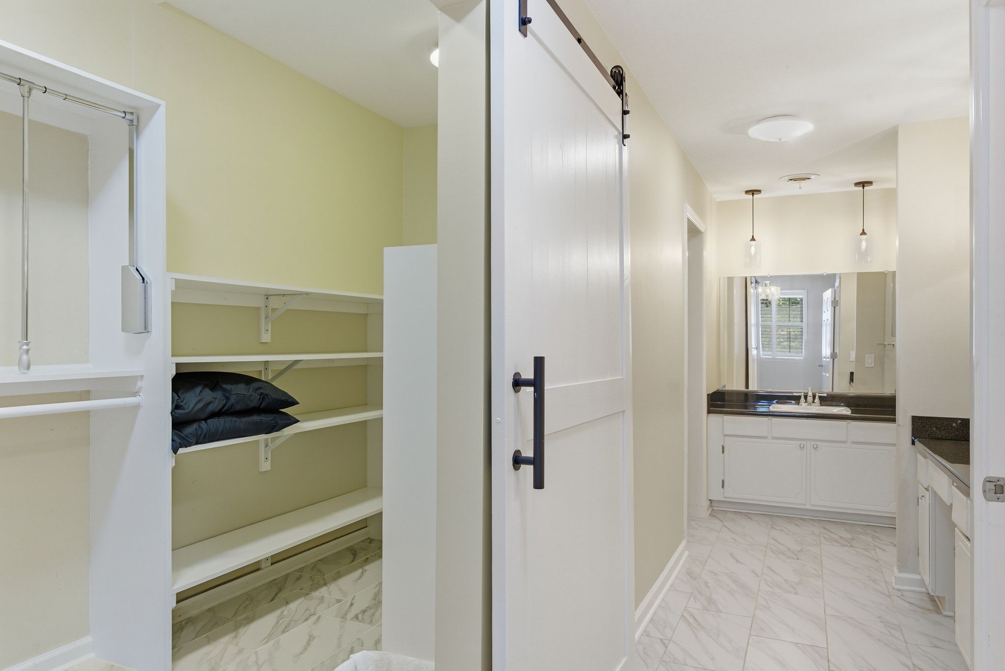 4500 Post Rd Unit: 4