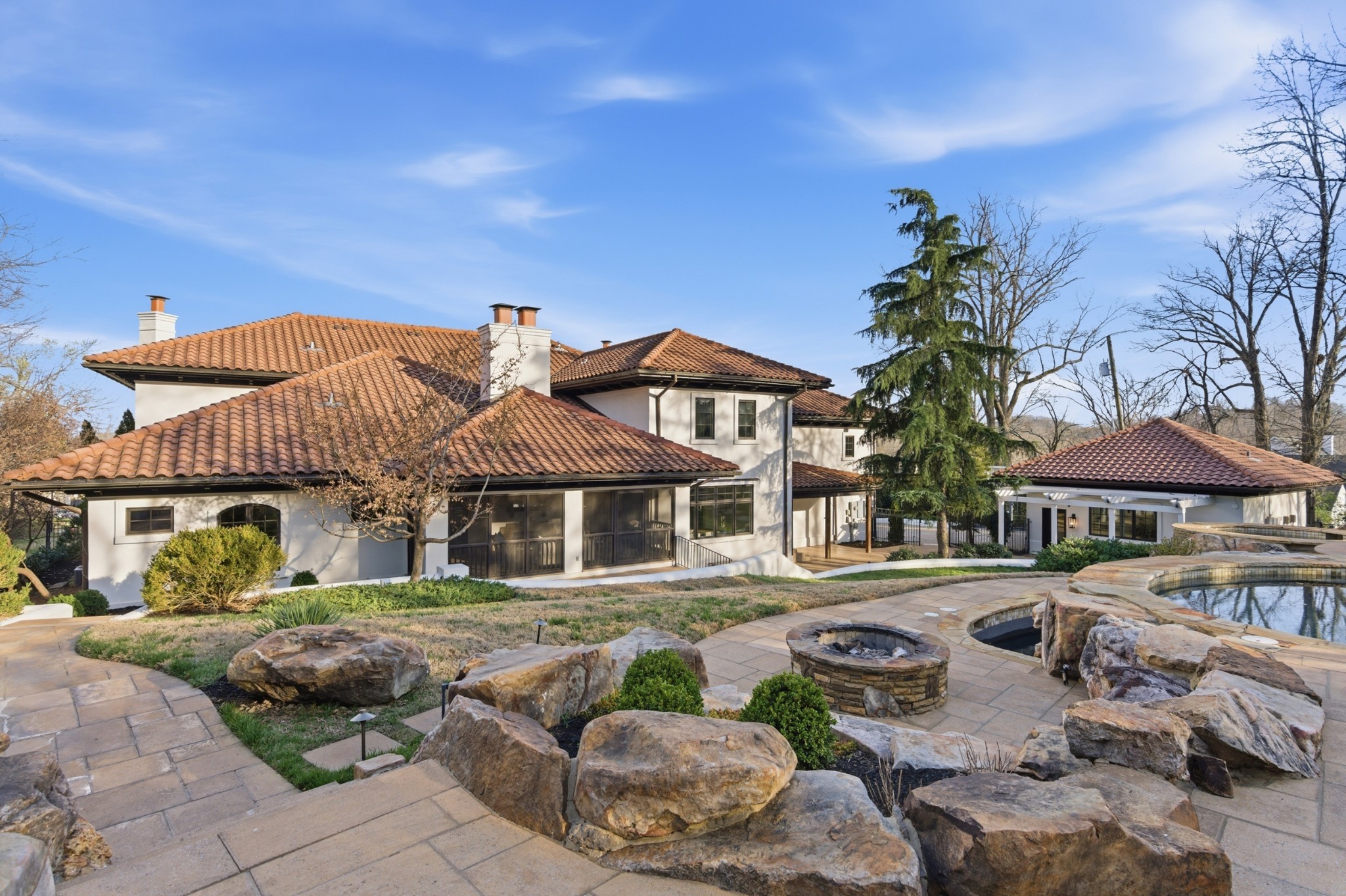 4301 Esteswood Dr