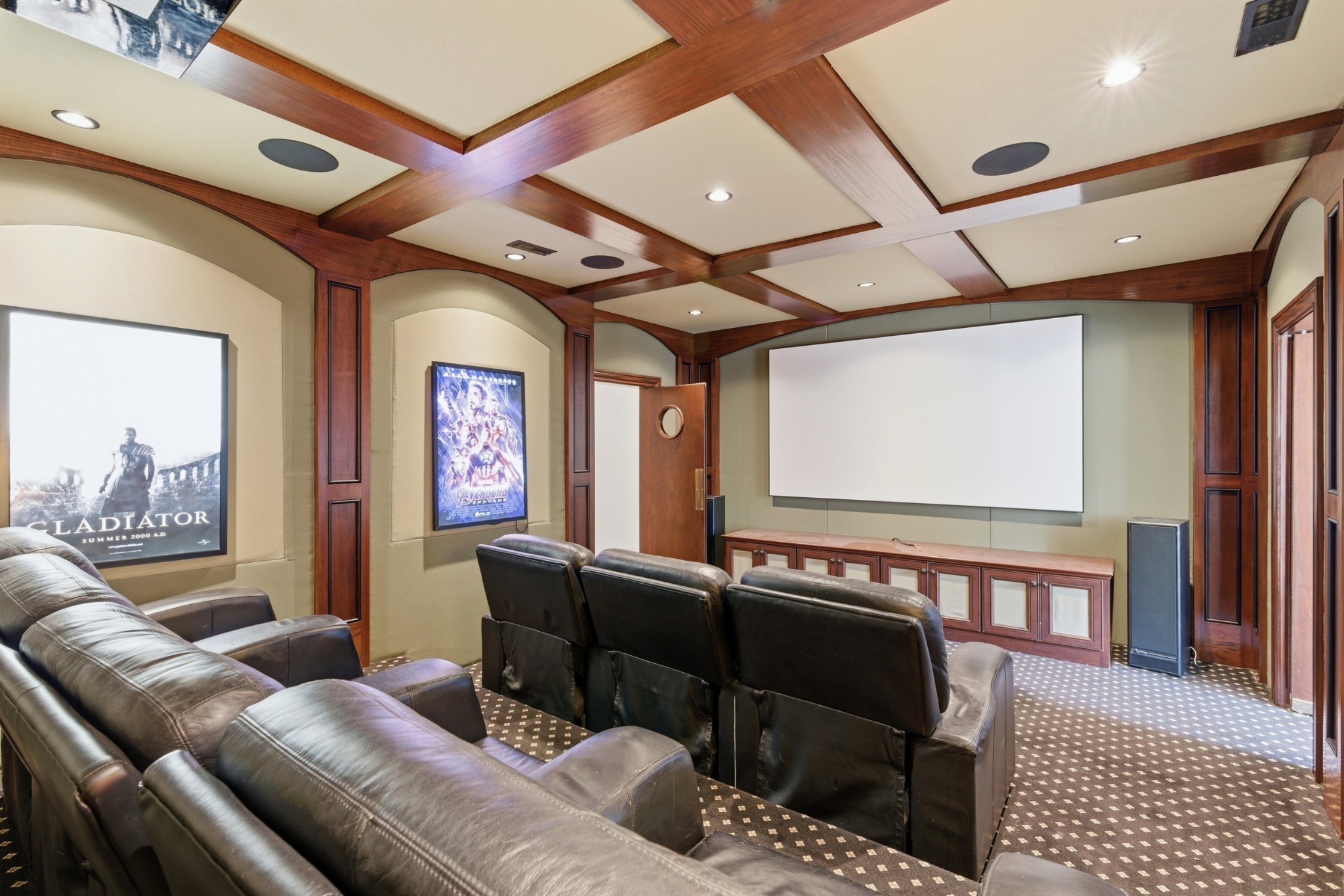 4301 Esteswood Dr