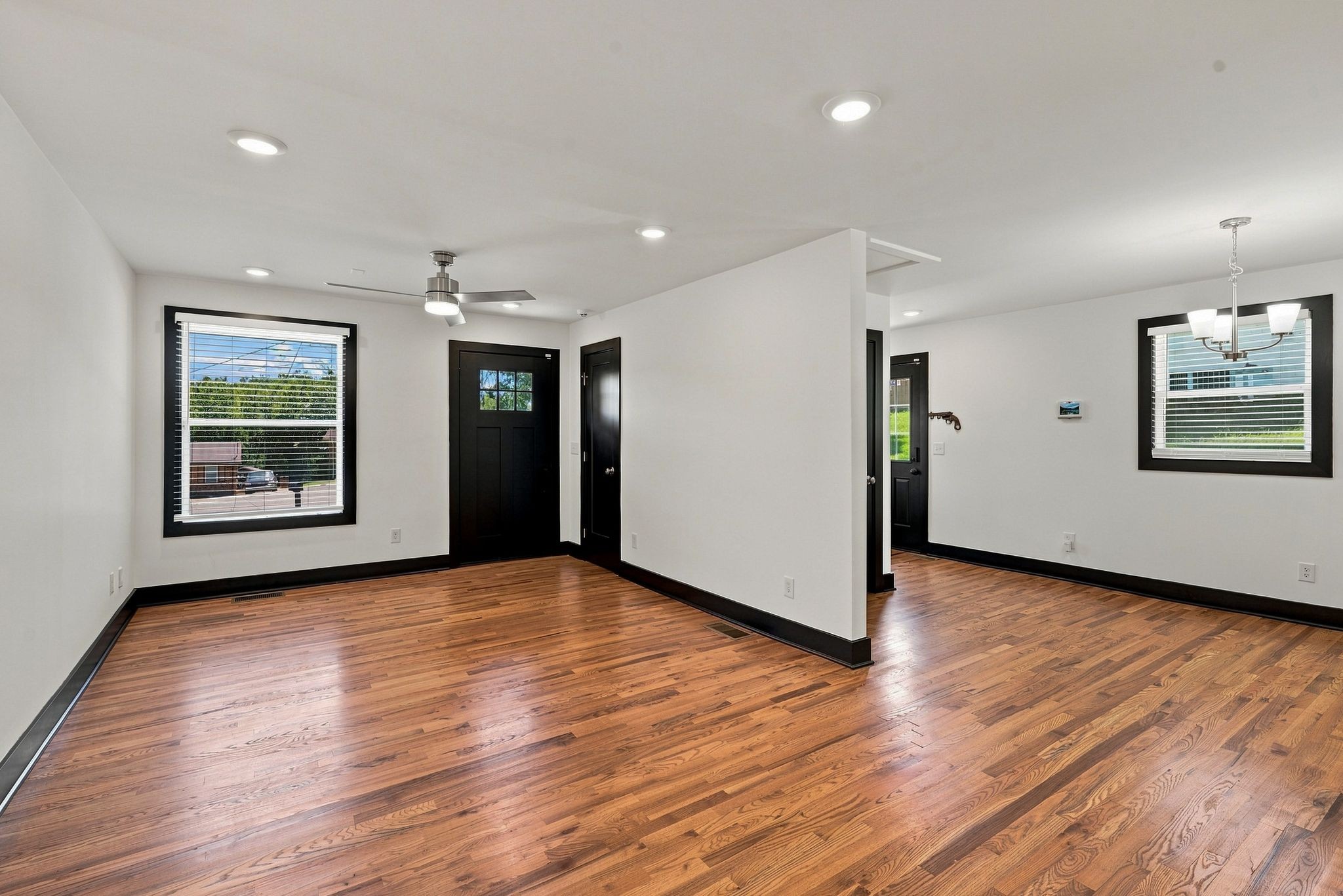 625 Maclaurin Ct