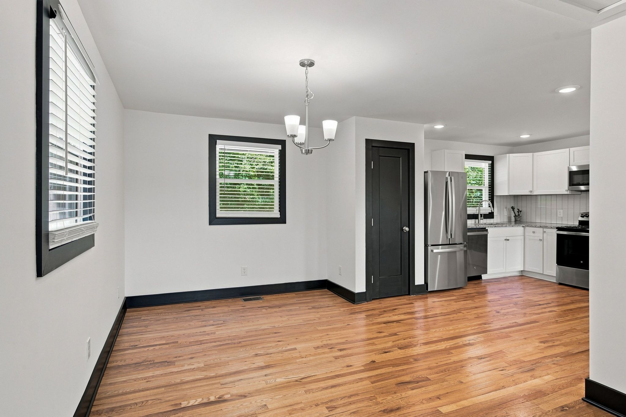 625 Maclaurin Ct