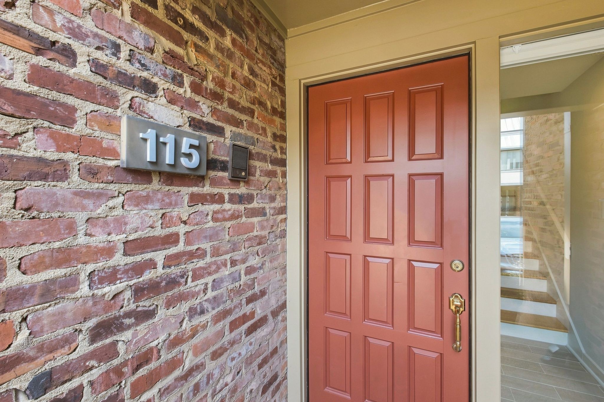 115 Hampton Pl Unit: 115