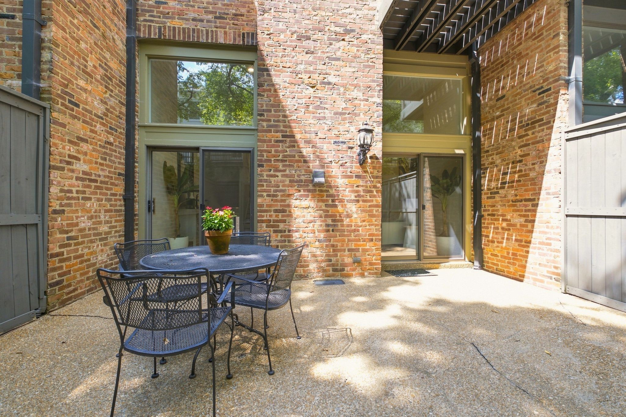 115 Hampton Pl Unit: 115